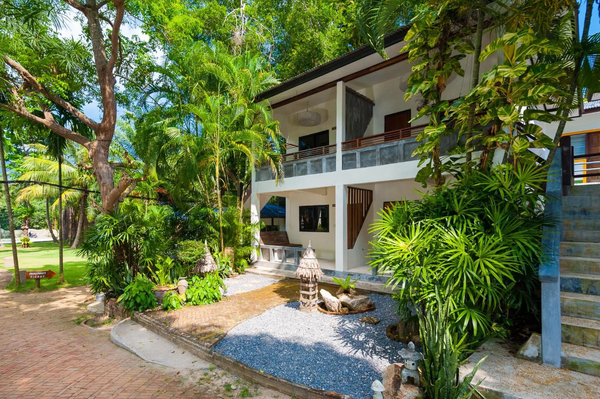 Superior Twin Room in Fisherman Koh Tao