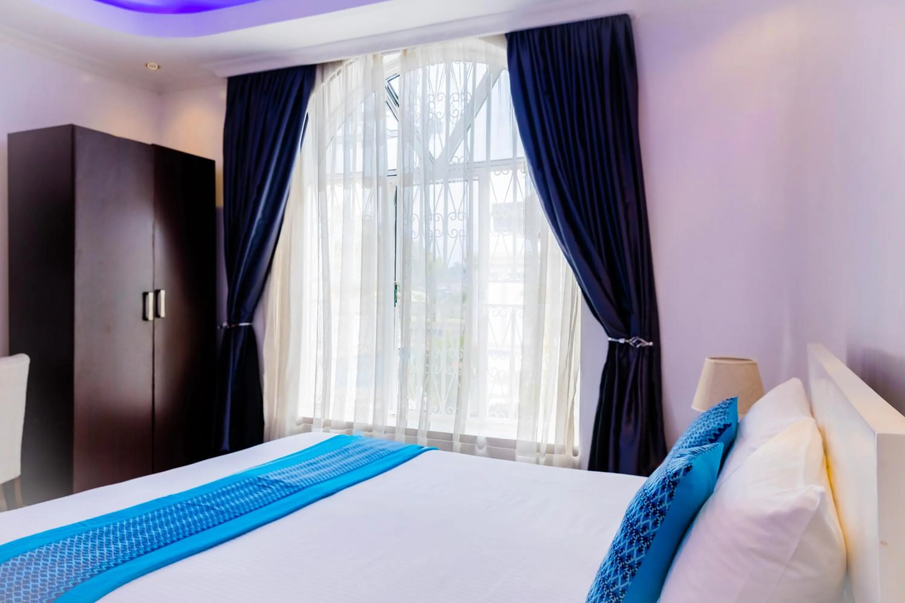 Queen Room - single occupancy in Villa Asimba