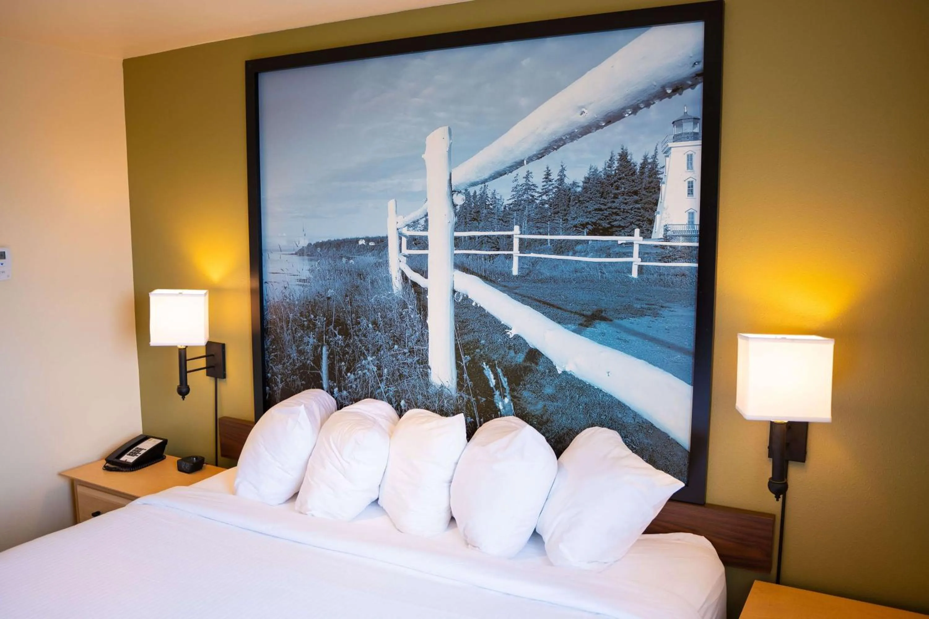 Kitchenette - Non-Smoking in Super 8 by Wyndham Amherst NS