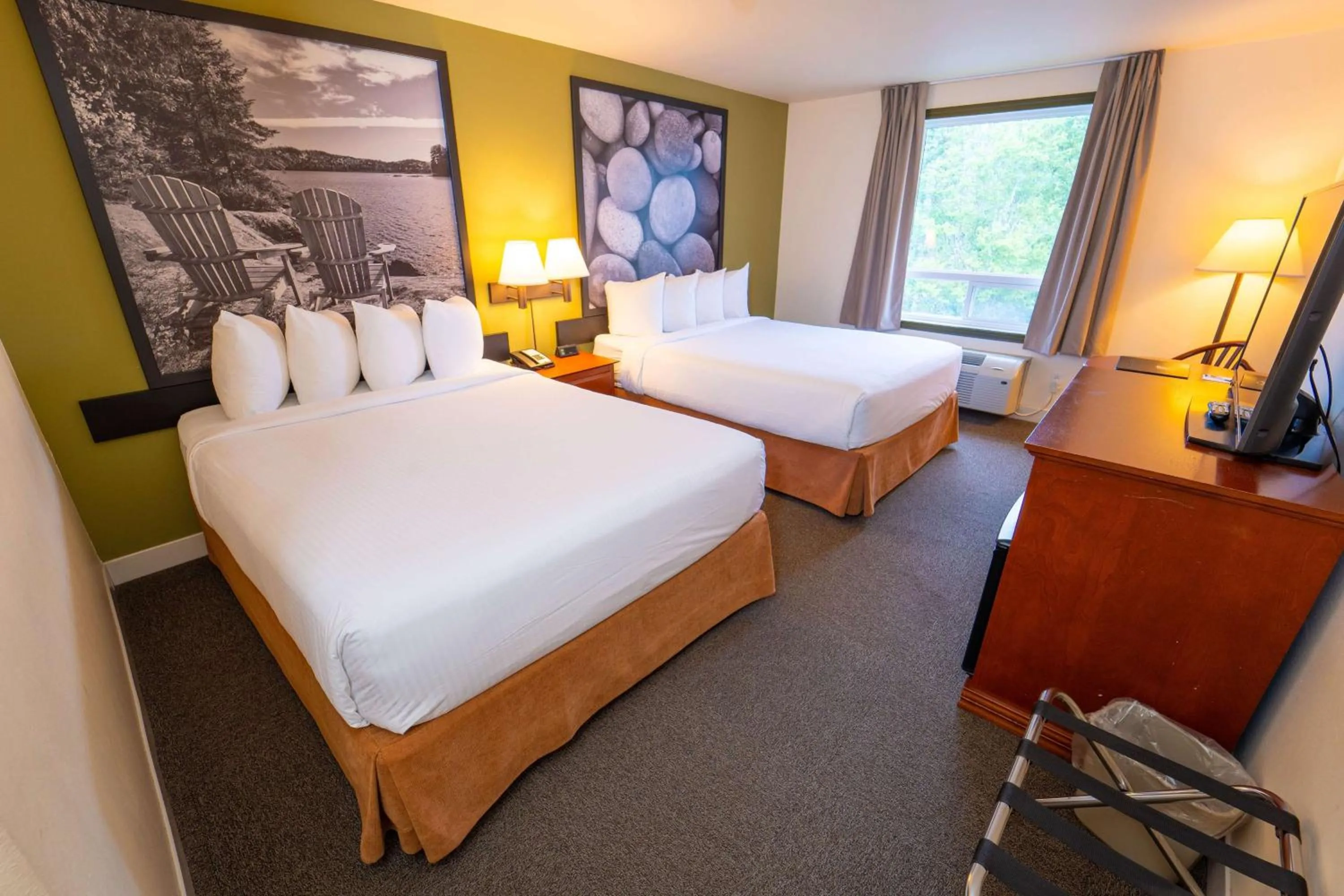 Queen Room with Two Queen Beds - Non-Smoking in Super 8 by Wyndham Amherst NS