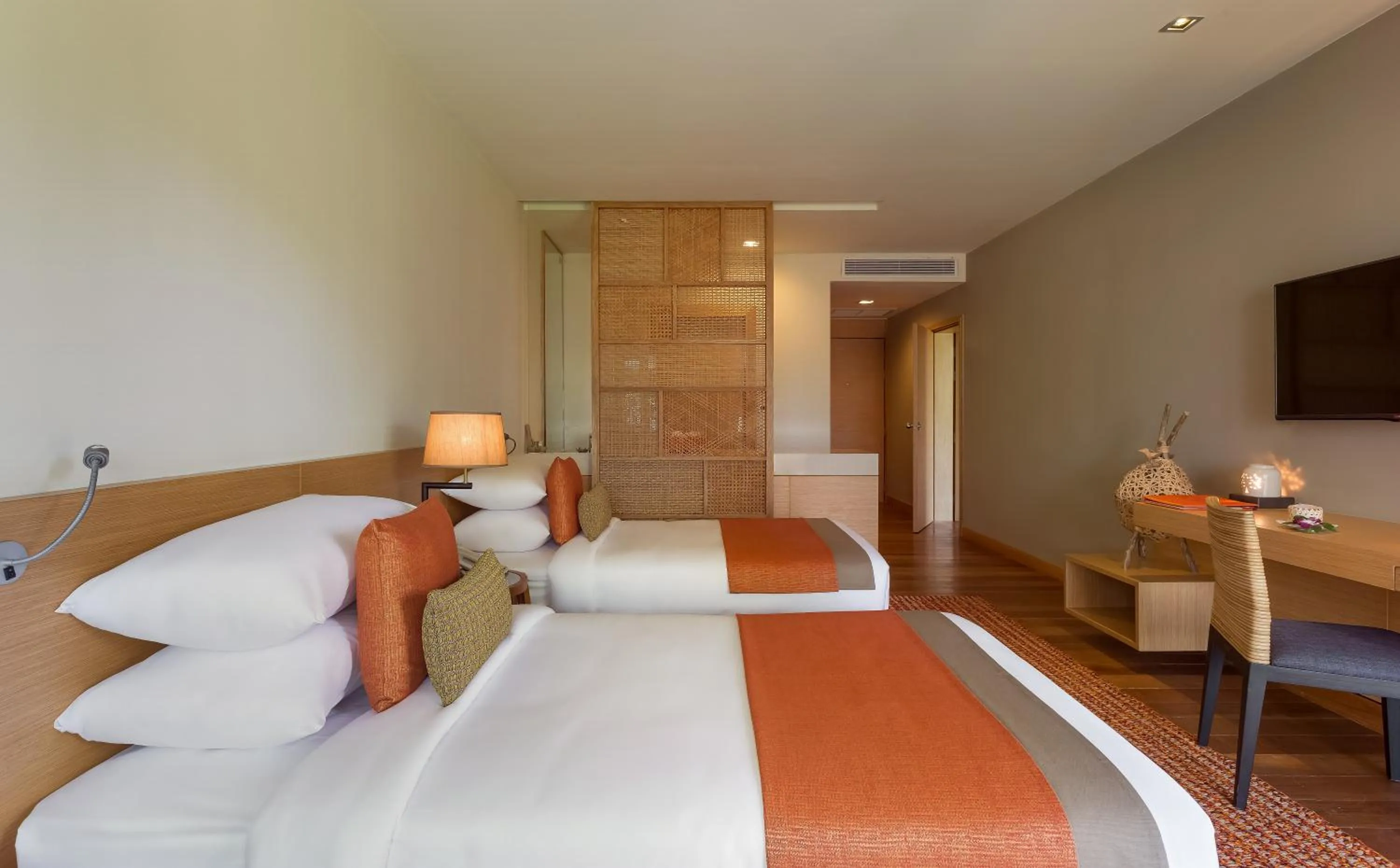 Cozy Deluxe Room in Prana Resort Nandana