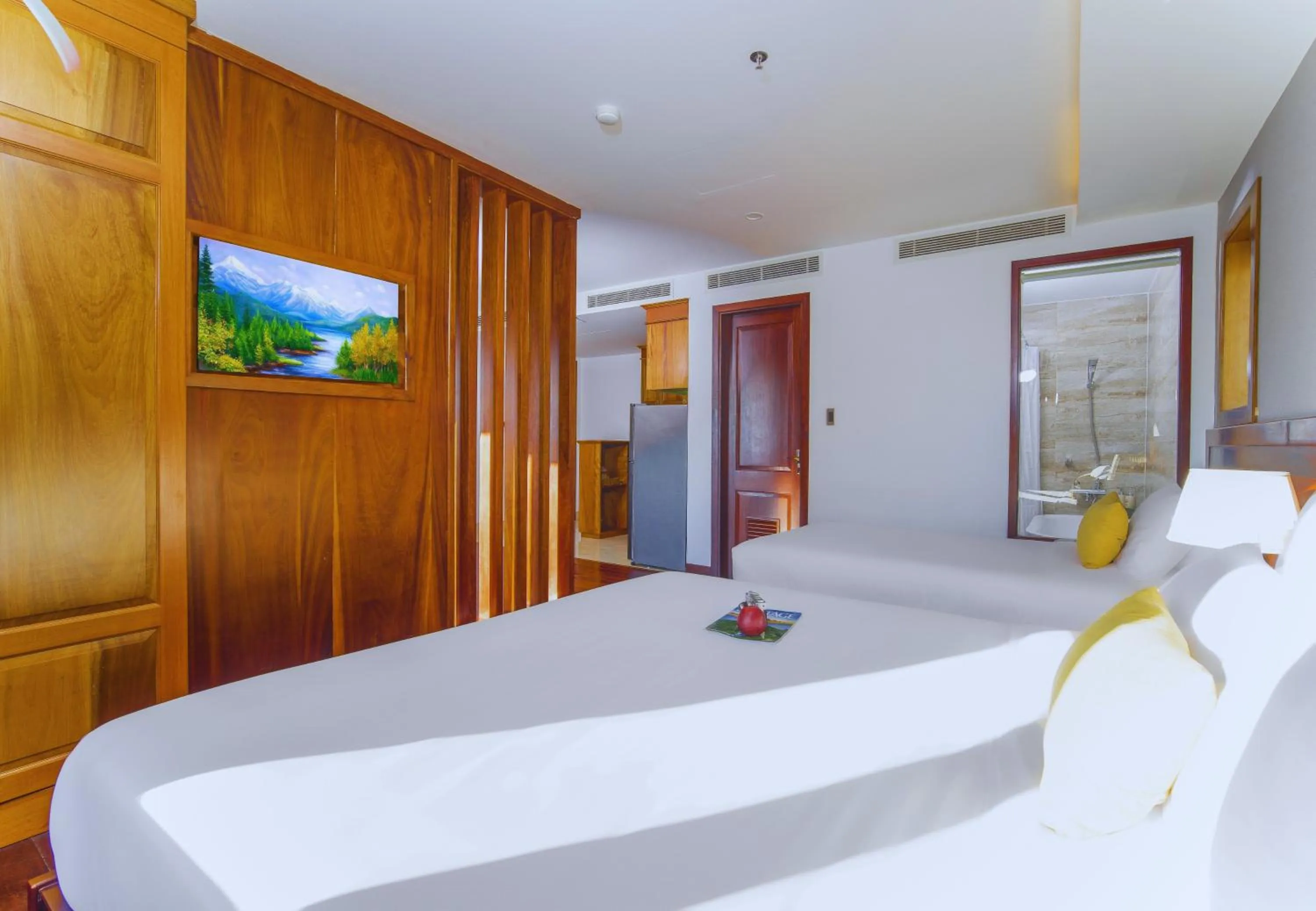 Family Suite in Sunny Ocean Hotel & Spa