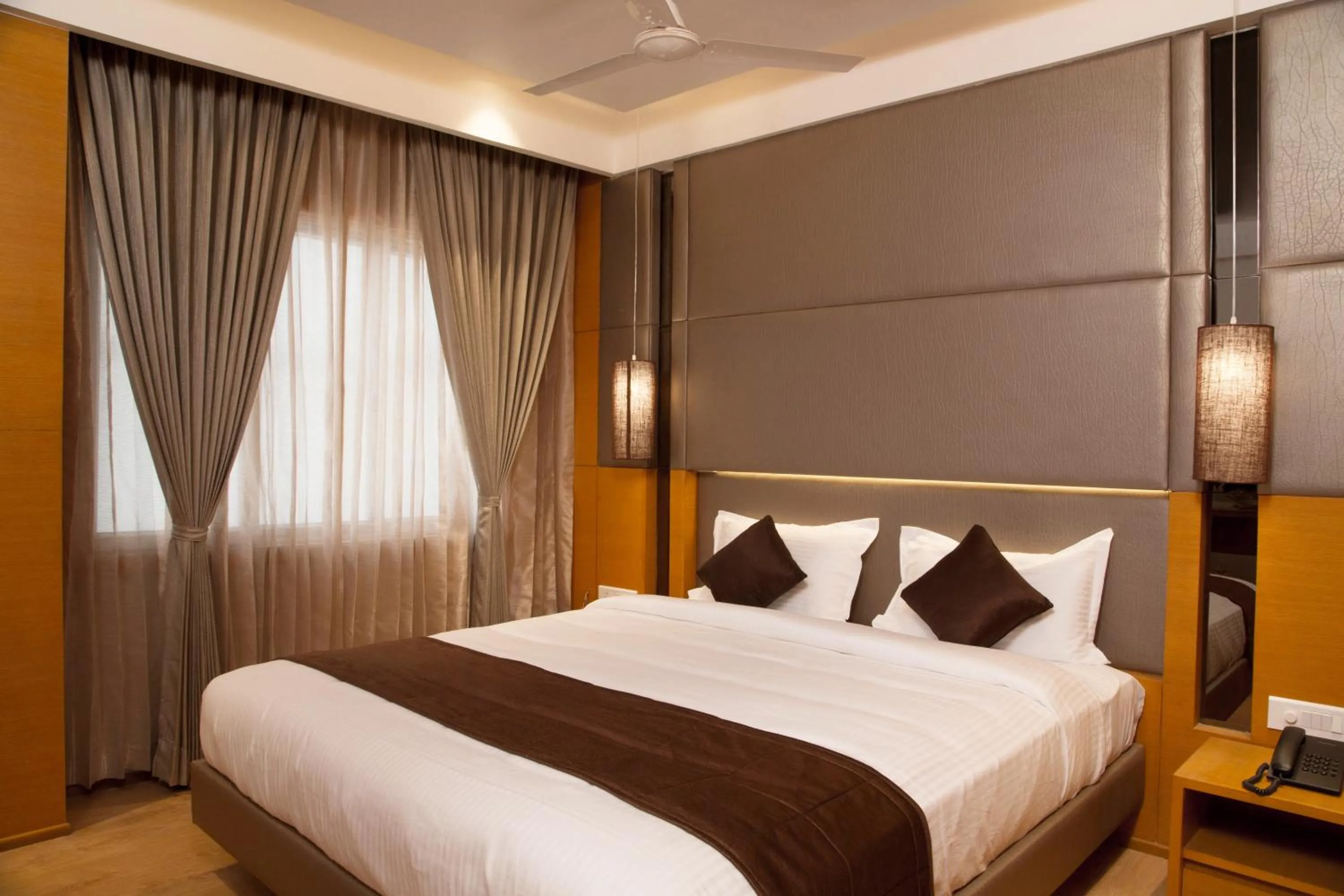 Deluxe Suite in Sri Aadhish Grand Hotel
