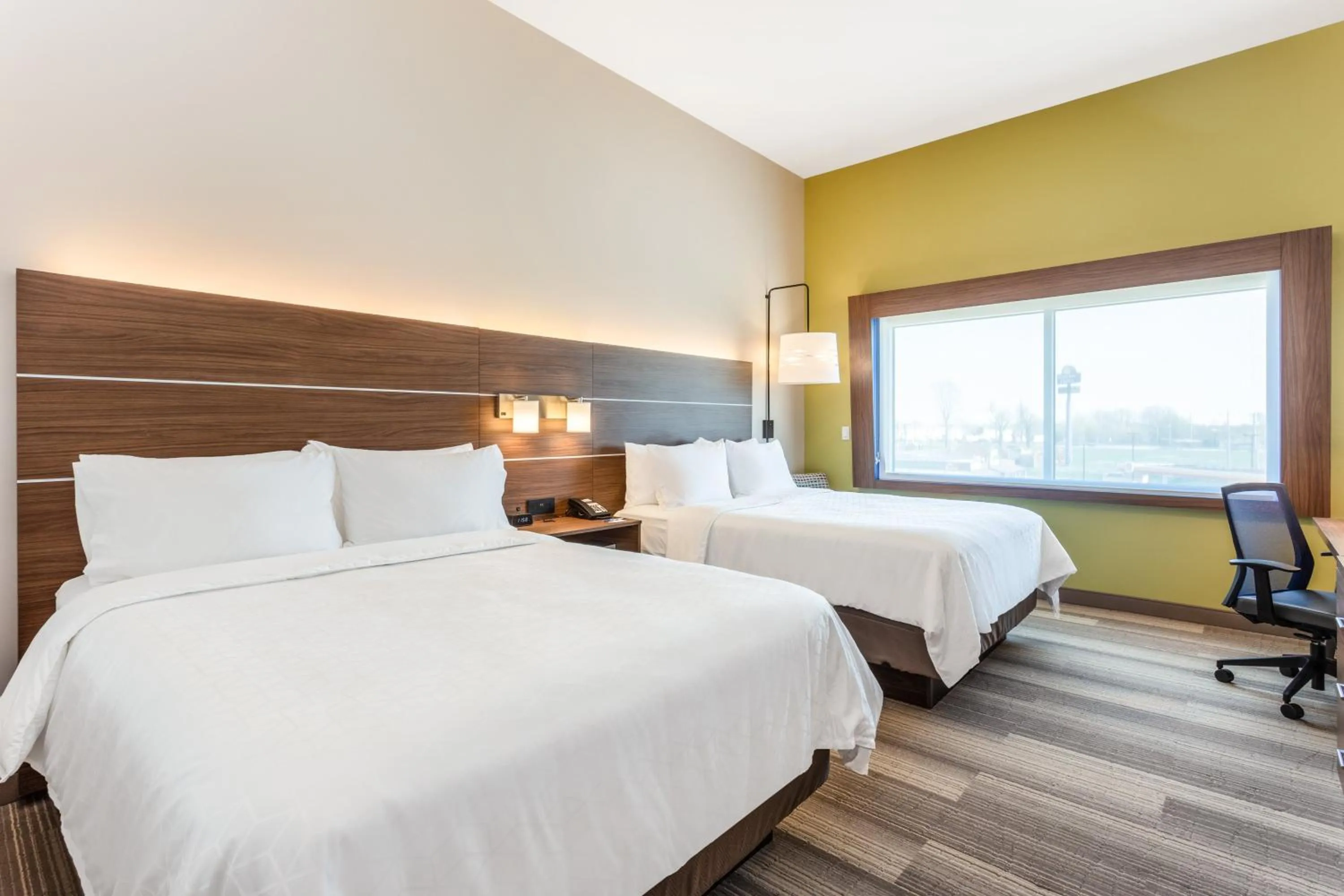Queen Room with Two Queen Beds - Hearing Accessible in Holiday Inn Express & Suites - Springfield North by IHG