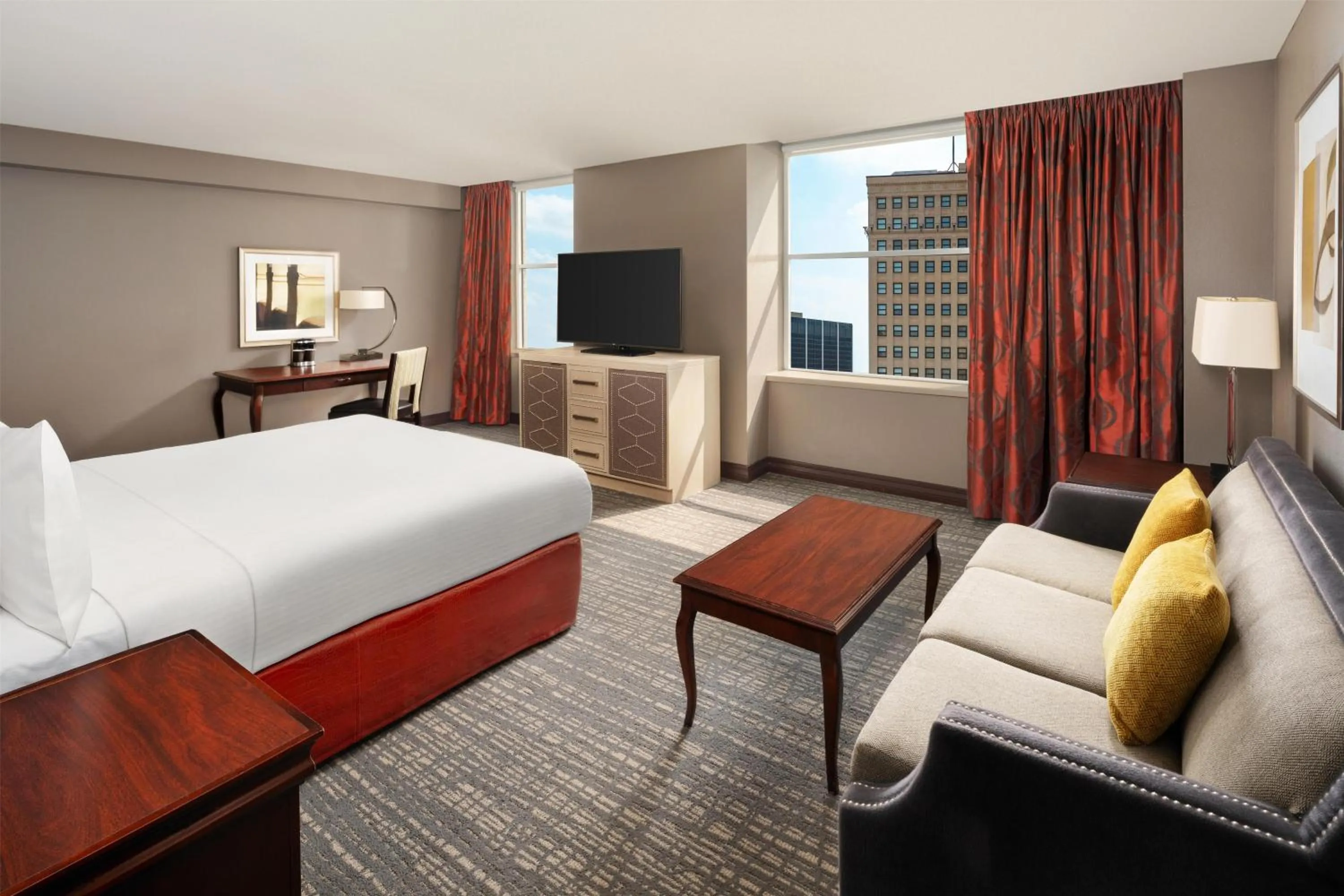 Standard King Room with Sofa Bed in Hilton Fort Worth