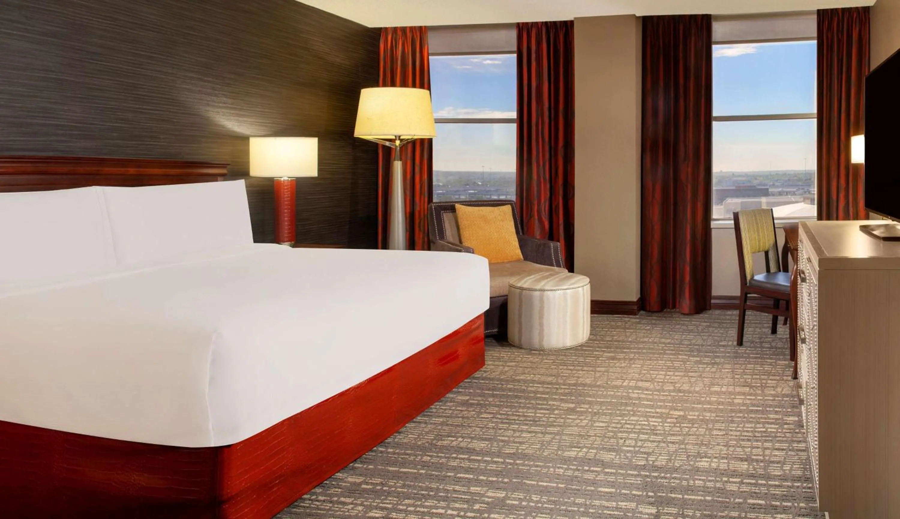 King Room - Mobility and Hearing Access in Hilton Fort Worth