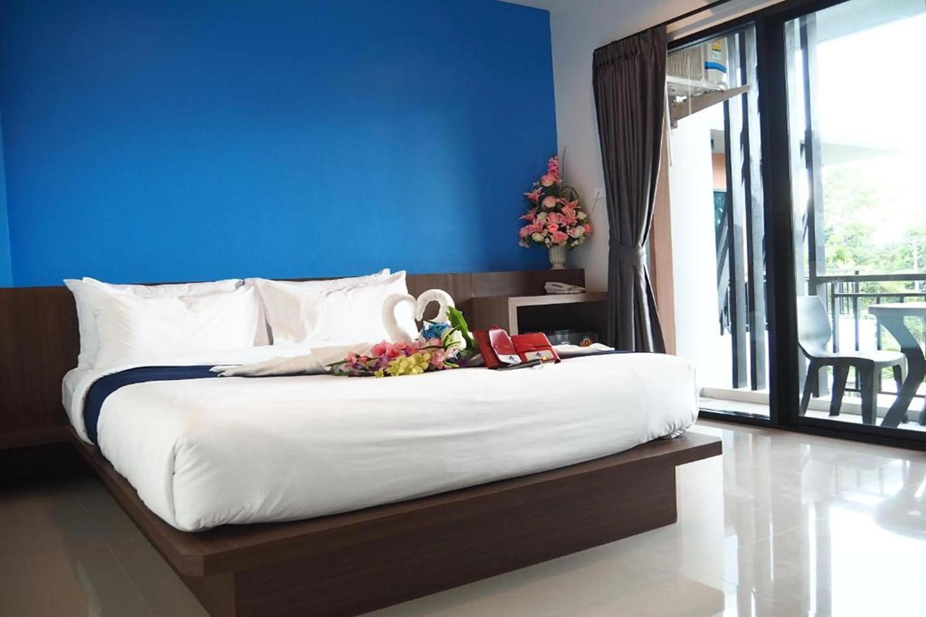 Double Room with Balcony in Friendly Hotel Krabi