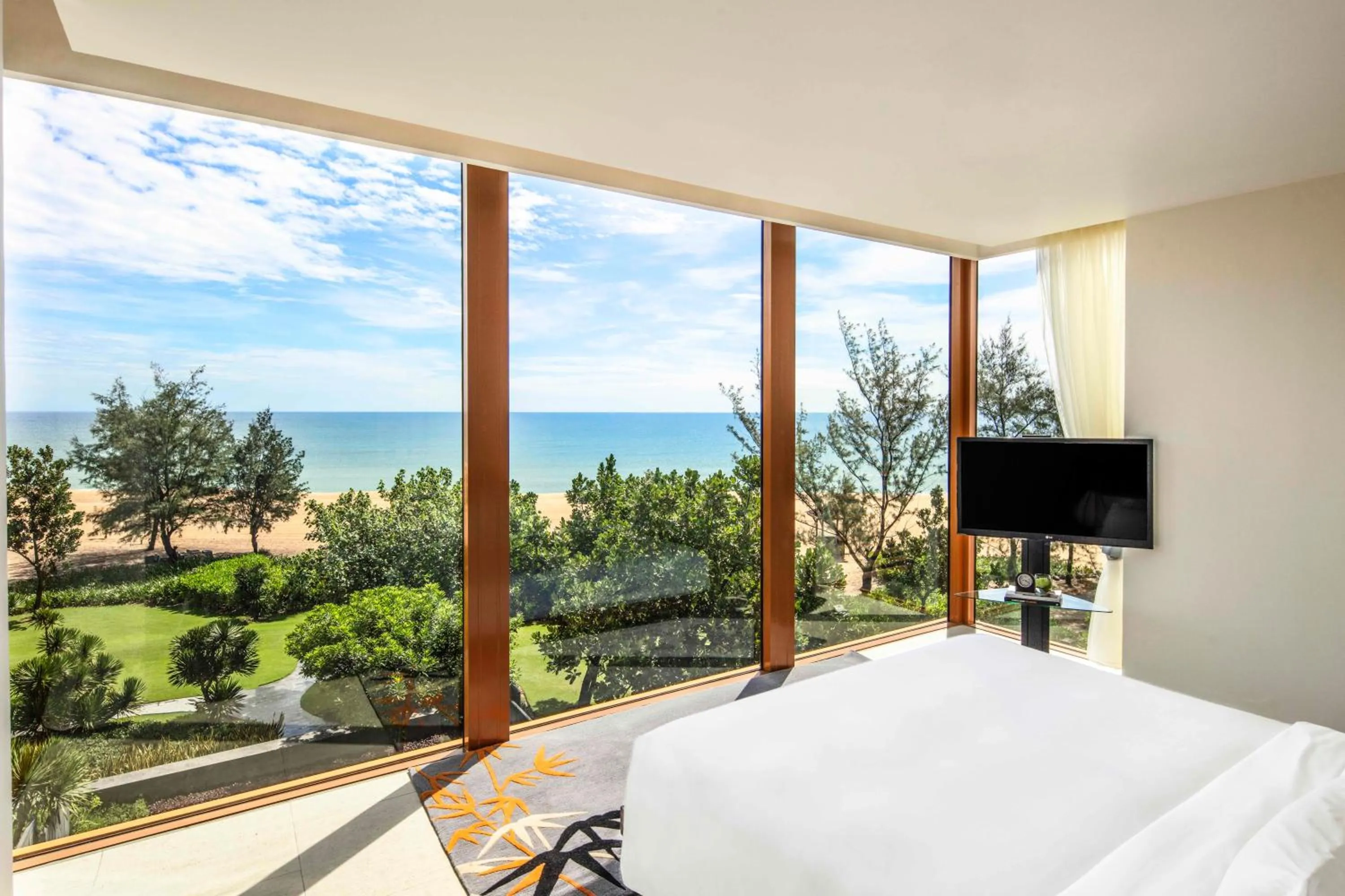 Two Bedroom Skypool-Loft with Private Pool and Sea View in Angsana Lang Co