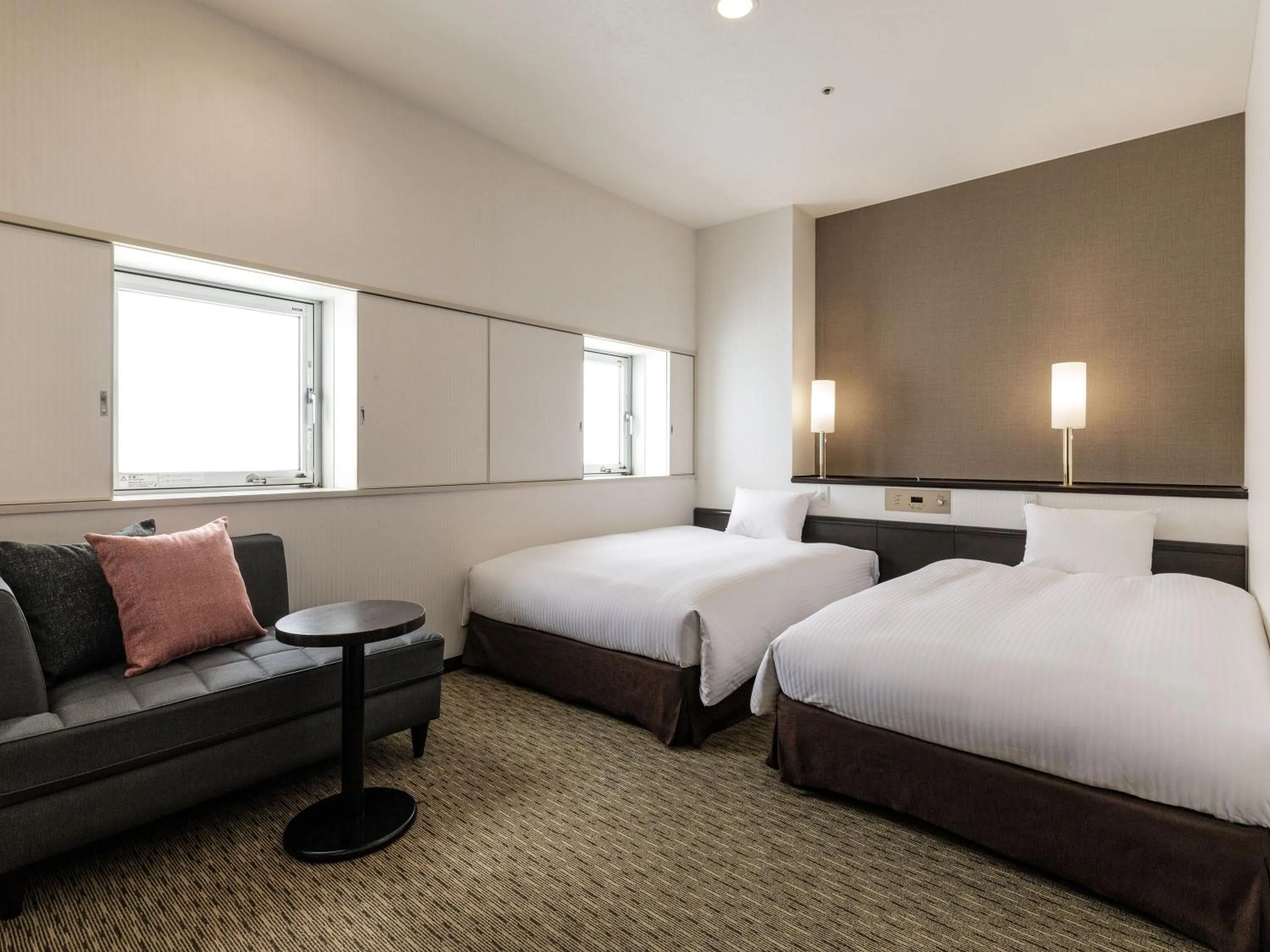 Deluxe Twin Room - Non-Smoking in Nishitetsu Inn Kurosaki