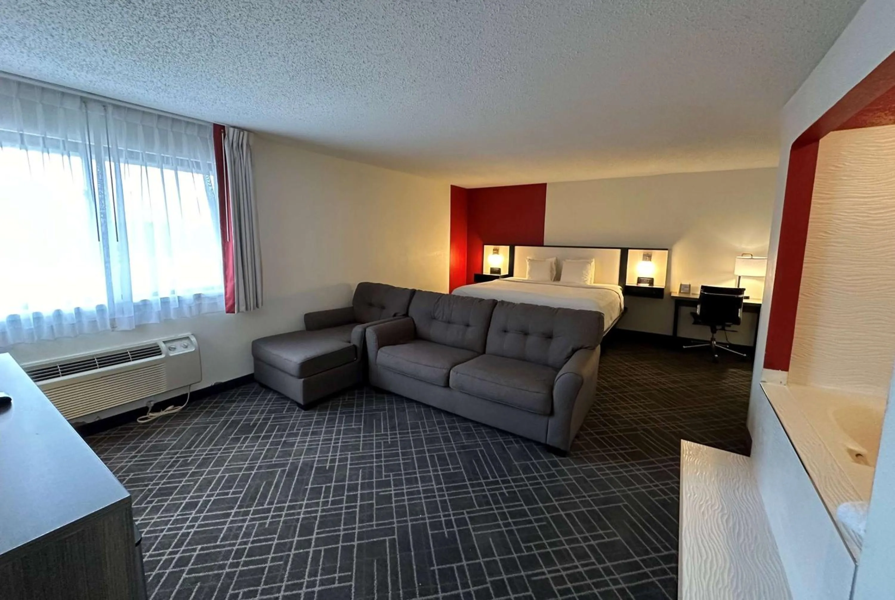 One-Bedroom King Suite - Non-Smoking in Ramada by Wyndham Waupaca