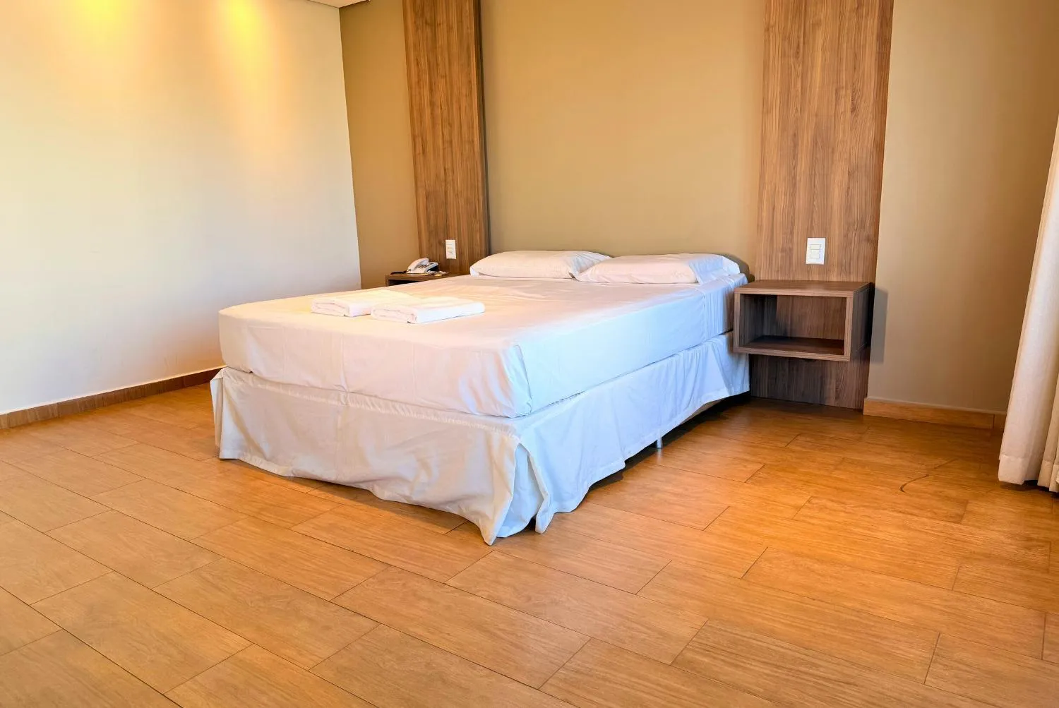 Double Room with 1 Double Bed in Continental Inn