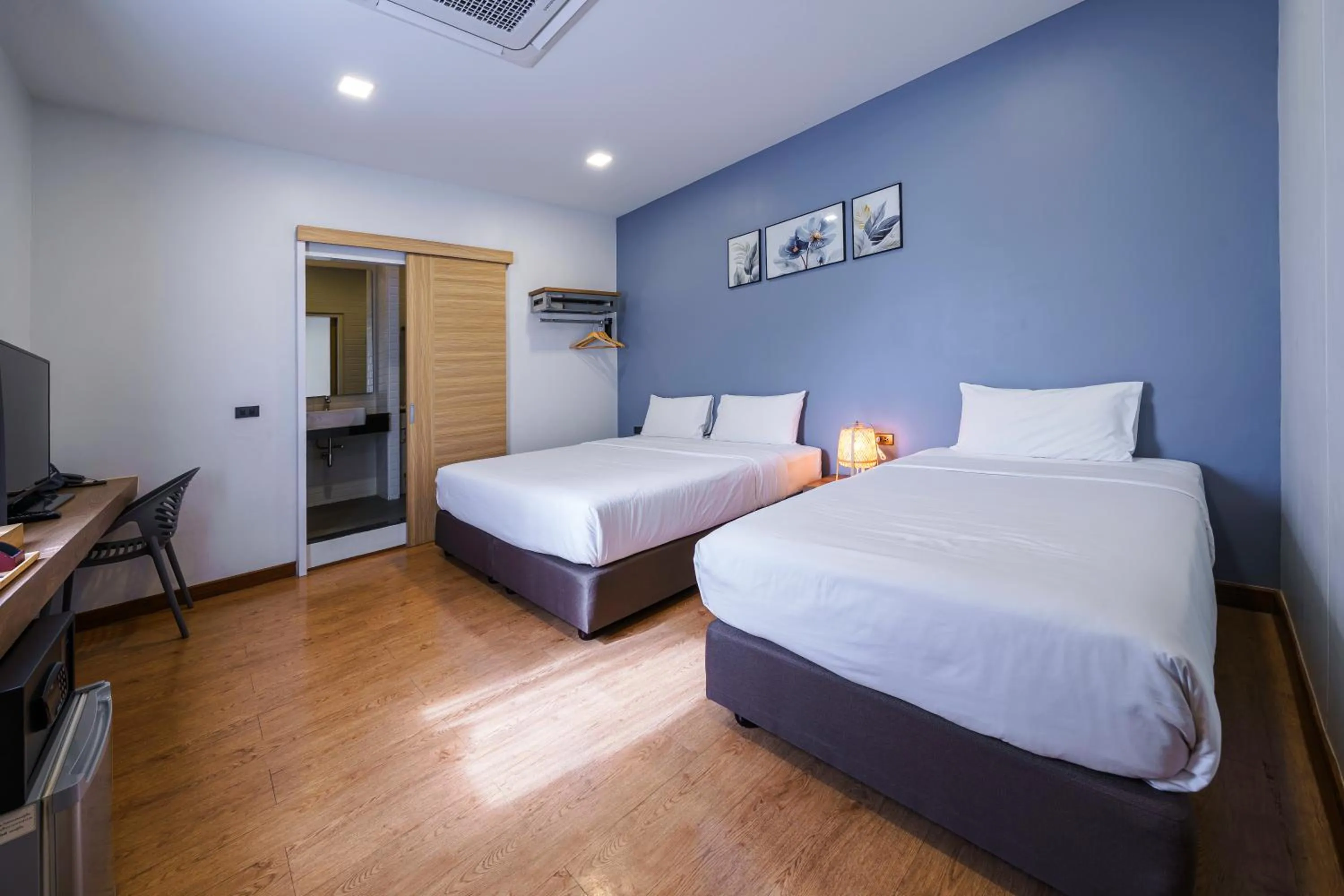 Basic Triple Room in Icon Park Hotel, Chiang Mai- SHA Extra Plus