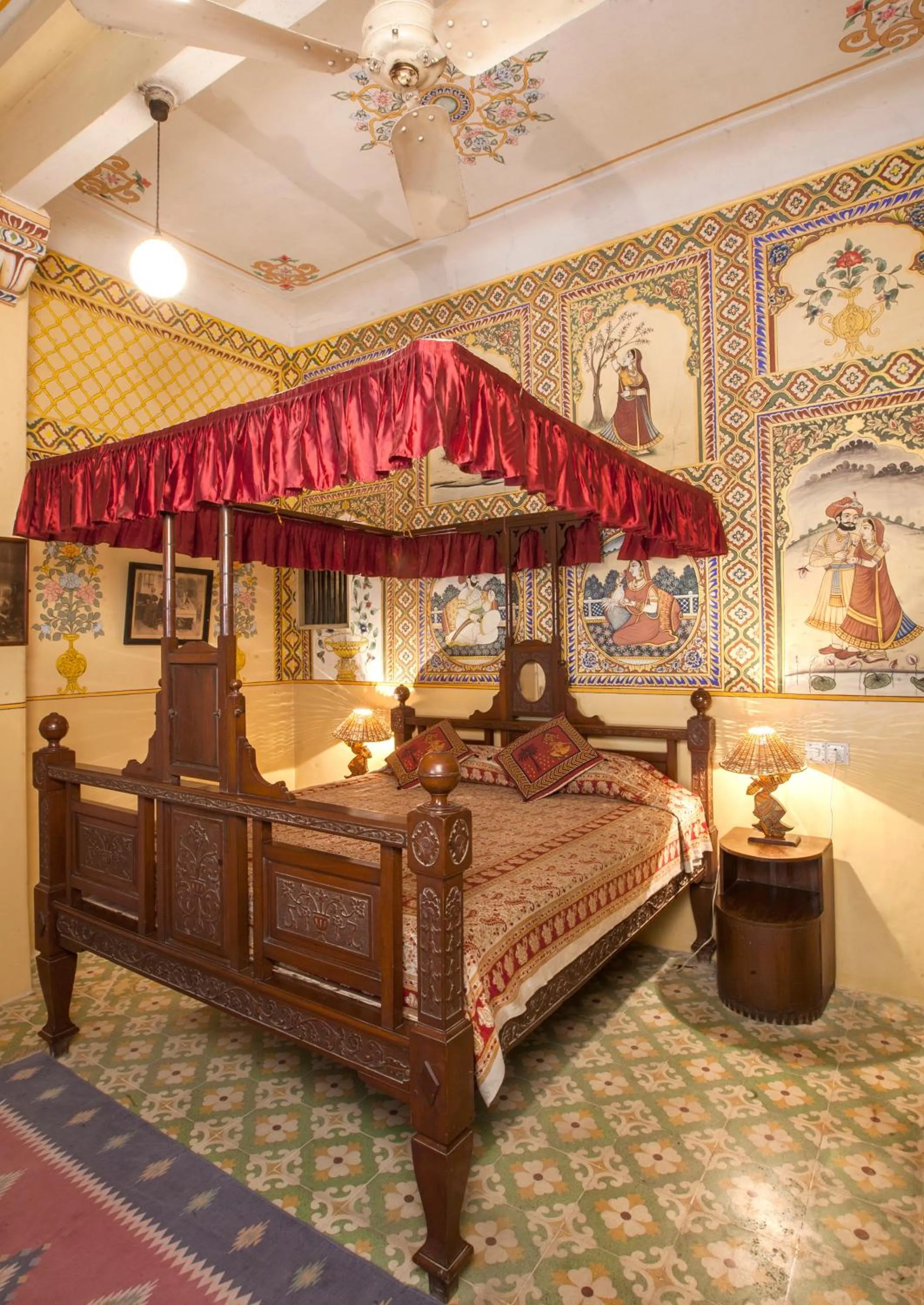 Deluxe Double Room with Two Double Beds in Hotel Bissau Palace