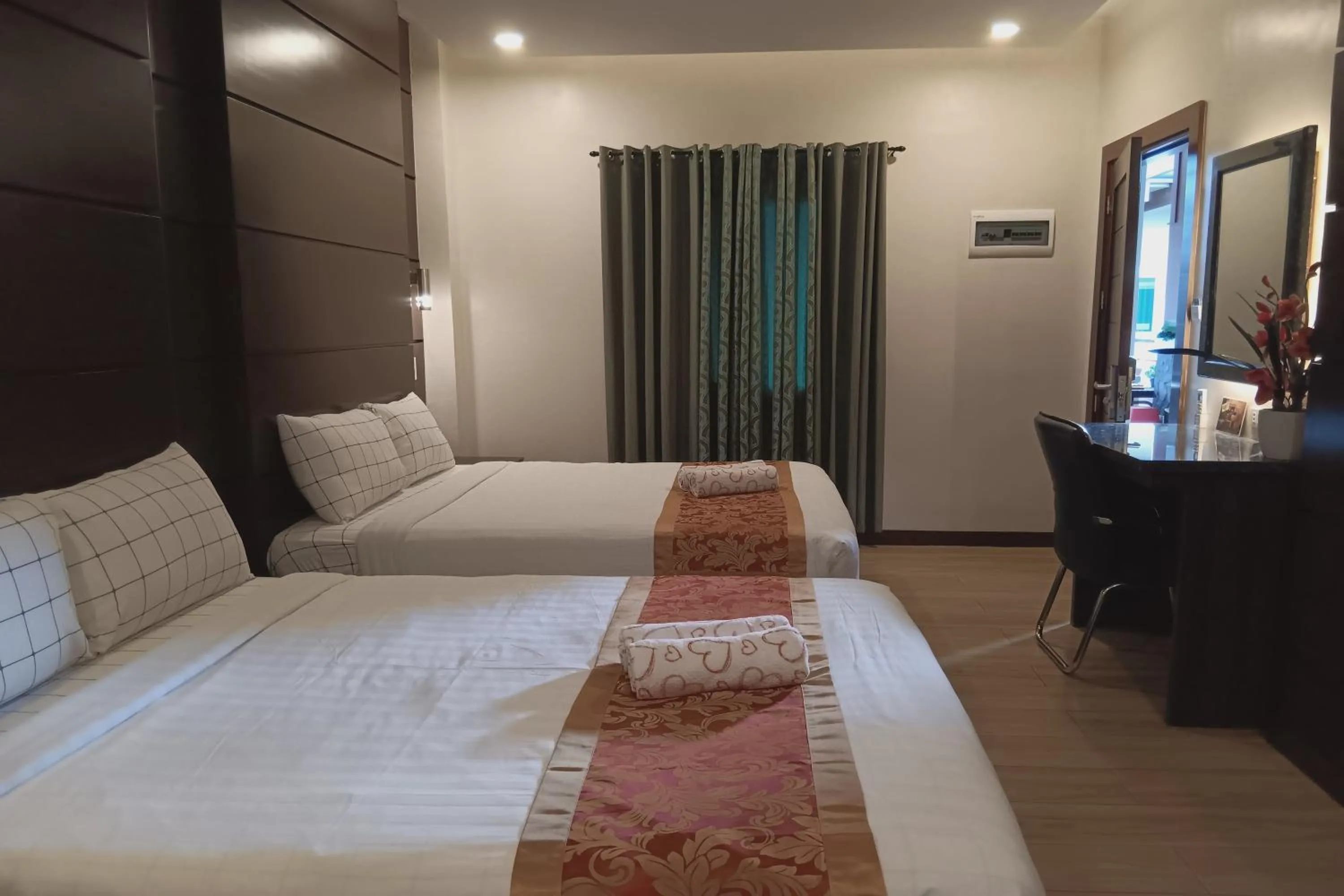 Deluxe Suite in Jo Carter's Hotel and Suites Angeles City
