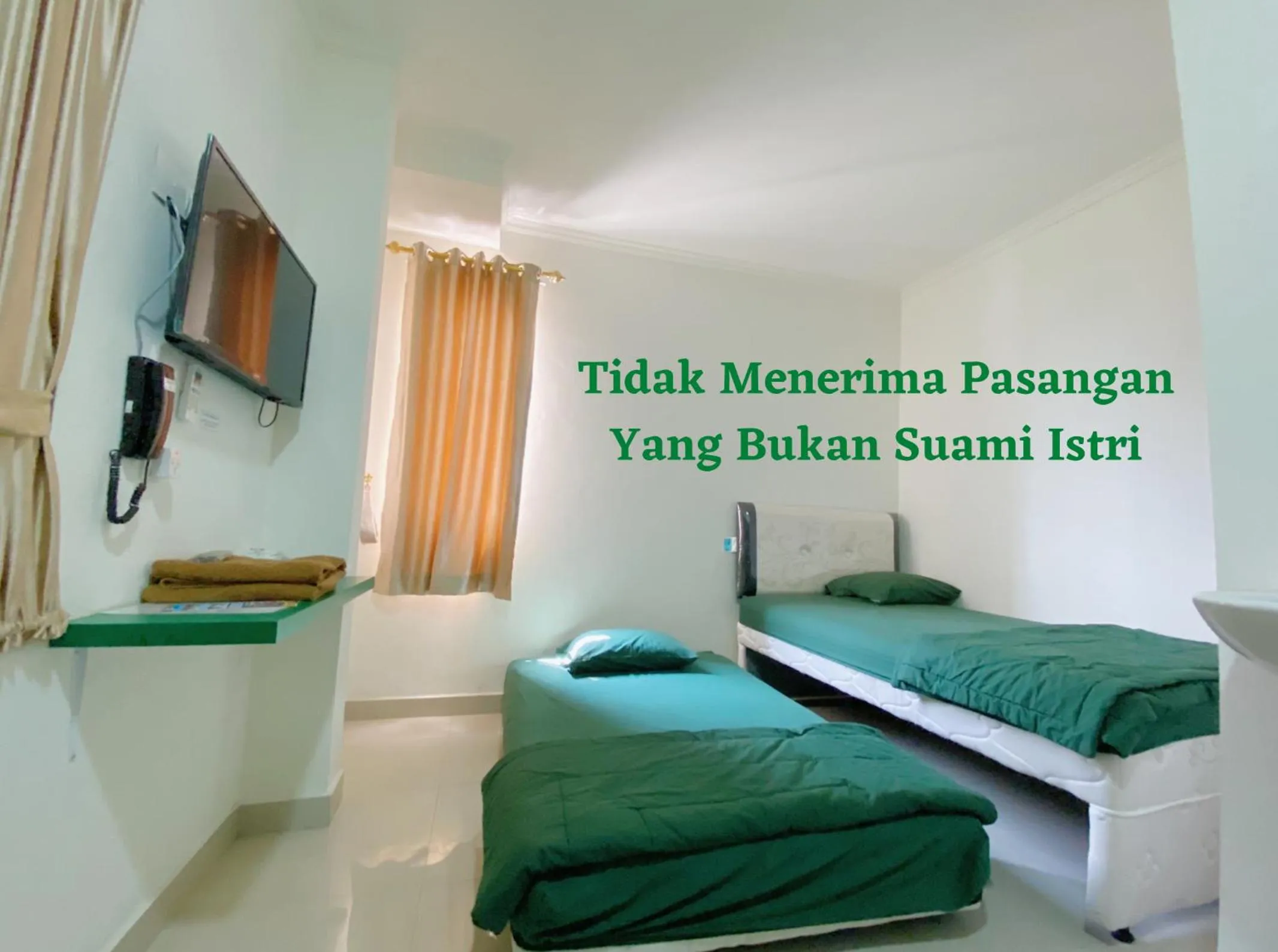 Economy Twin Room in Anugrah Inn