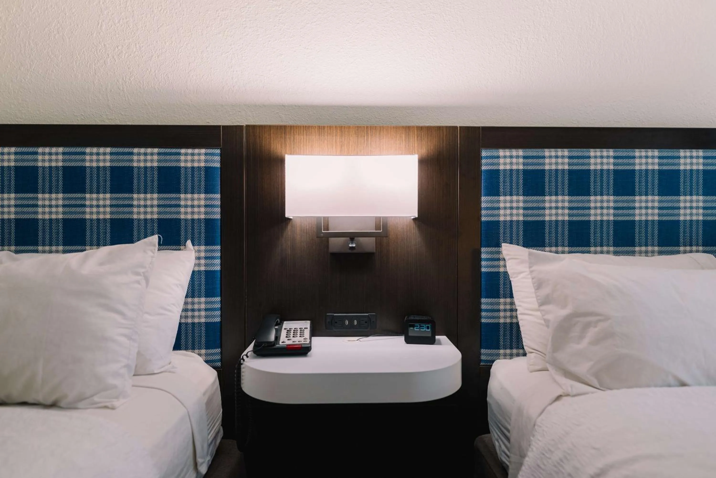 Queen Room with Two Queen Beds and Balcony - Non-Smoking in Hampton Inn Gatlinburg