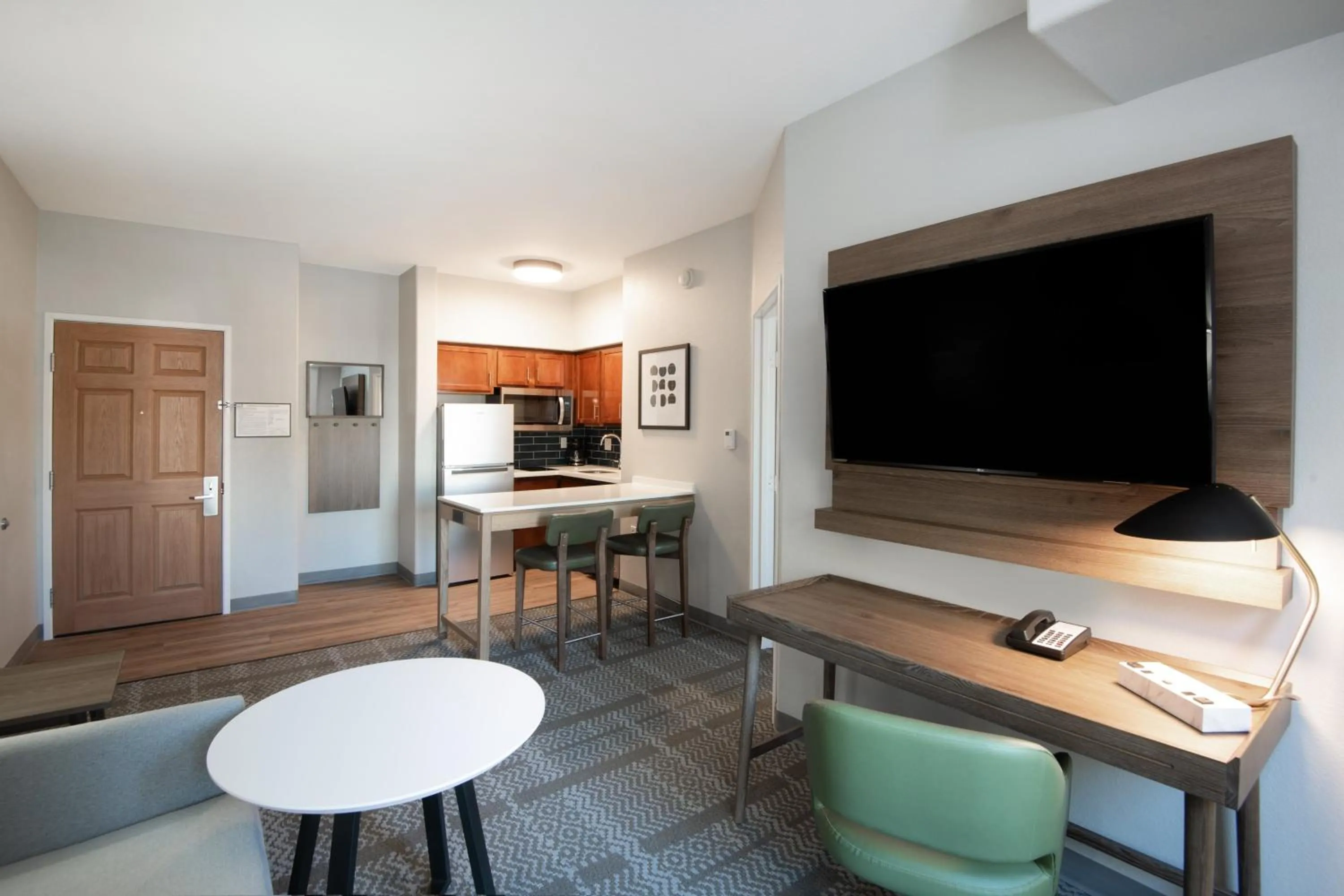 One-Bedroom Queen Suite with Two Queen Beds - Communications Accessible in Staybridge Suites Phoenix Glendale Sports Dist by IHG
