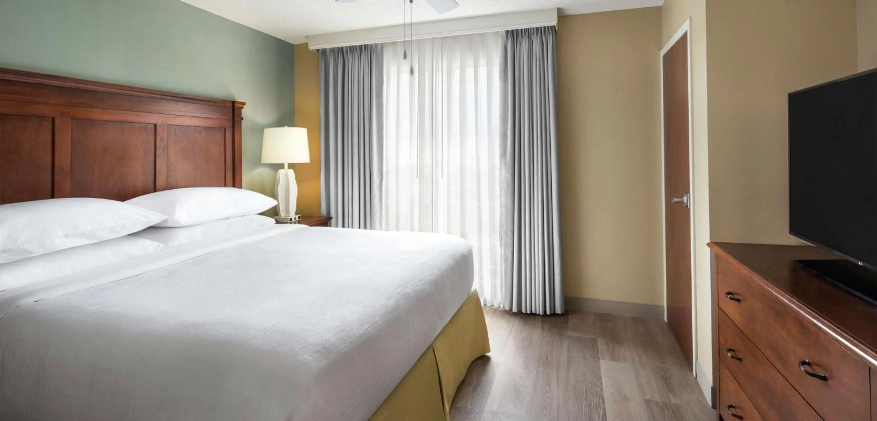 King Room - Mobility Access/Non-Smoking in Embassy Suites by Hilton Destin Miramar Beach