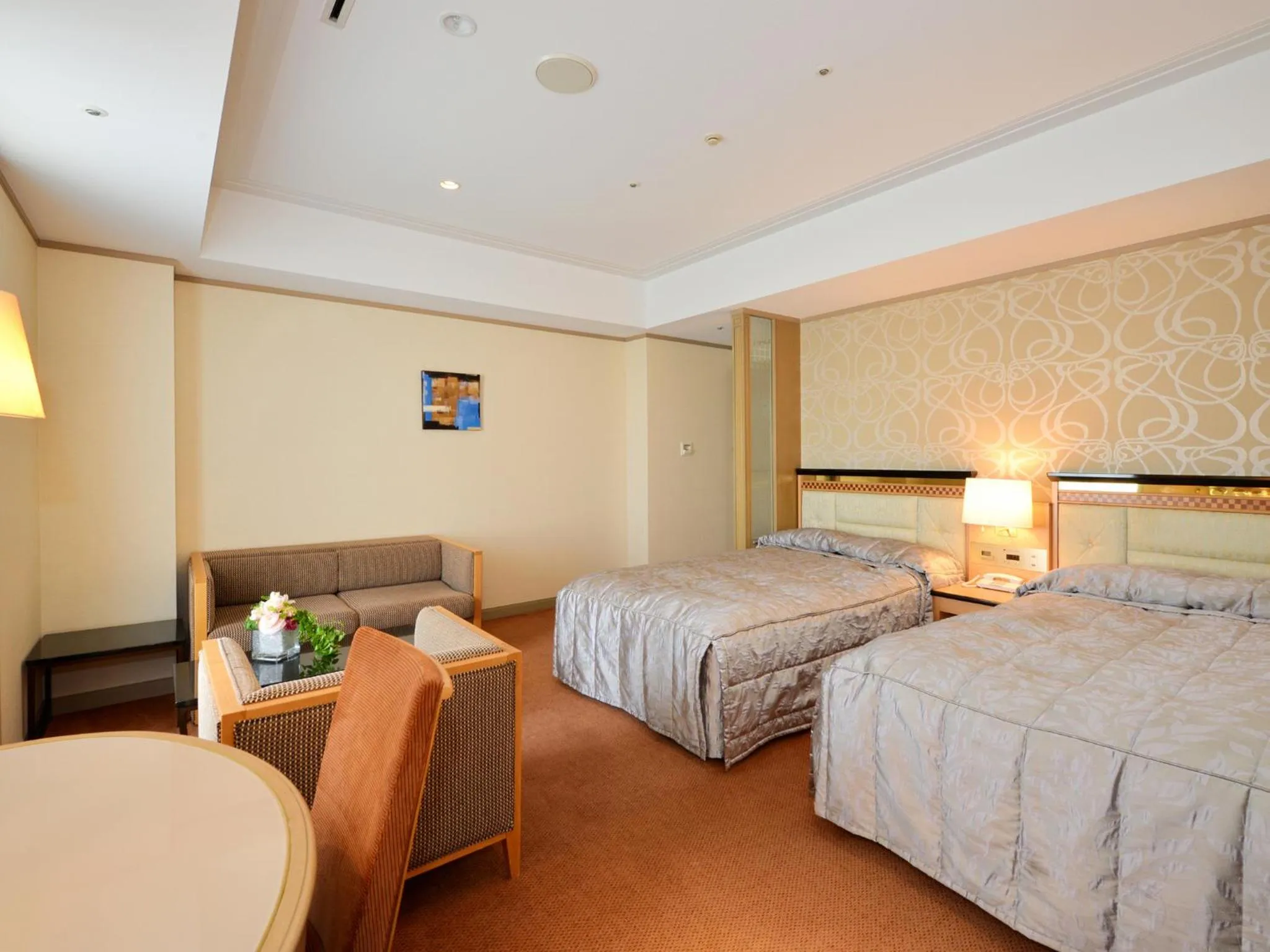 Superior Twin Room - Non-Smoking in Hotel Crown Palais Kobe