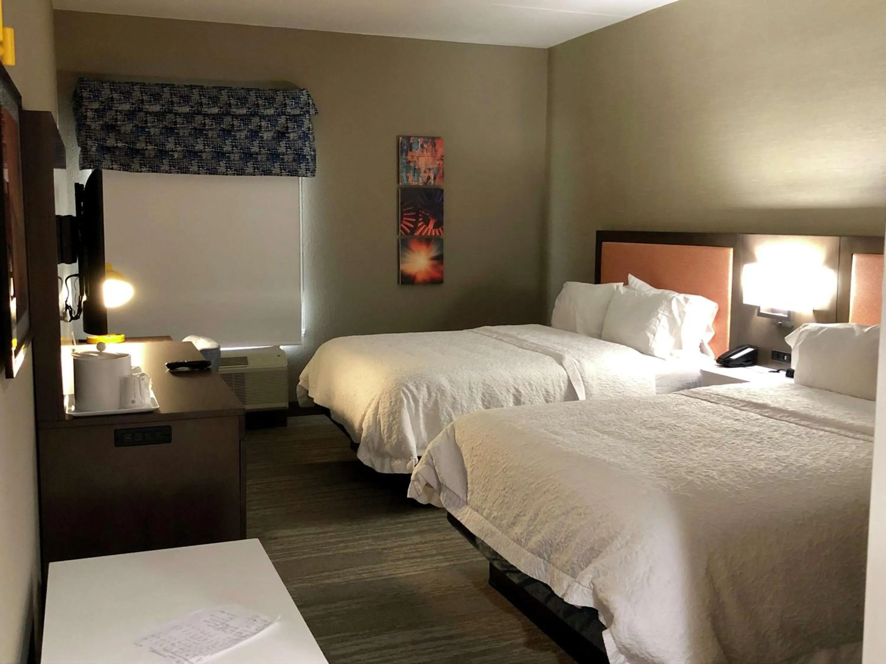 Queen Room with Two Queen Beds and Shower Only - Non-Smoking in Hampton Inn El Dorado