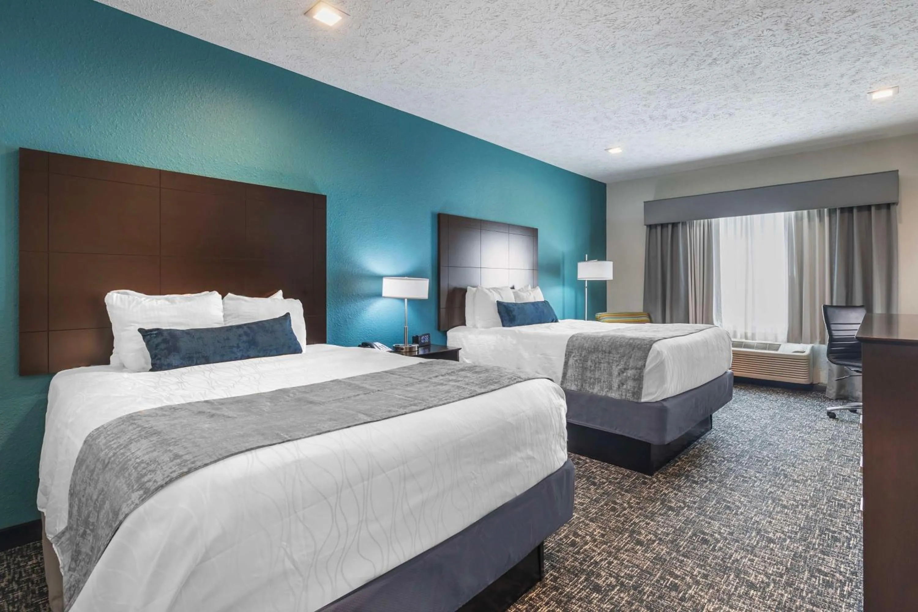 Queen Room with Two Queen Beds in Best Western Plus Owensboro