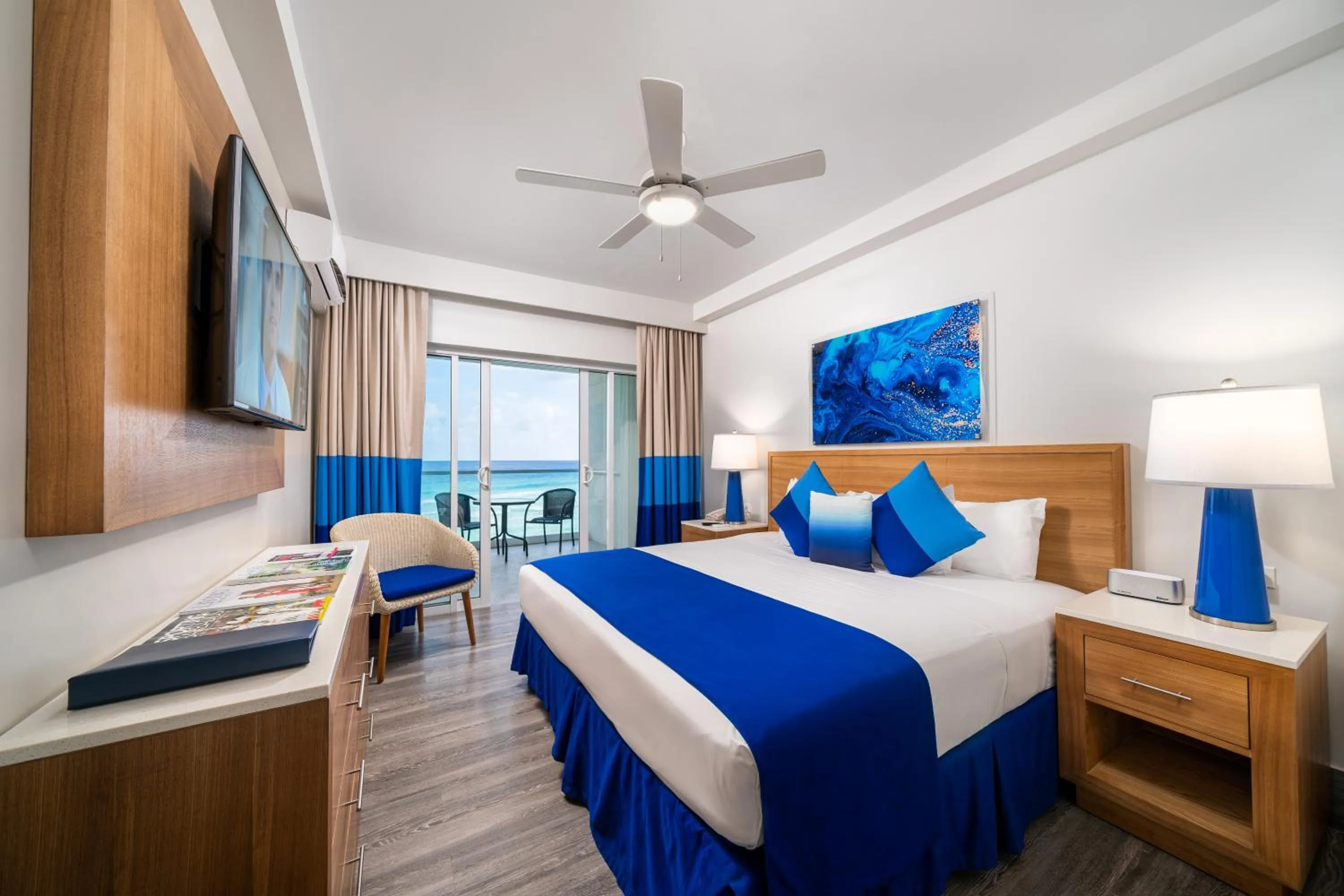 Superior Studio with Oceanview in South Gap Hotel