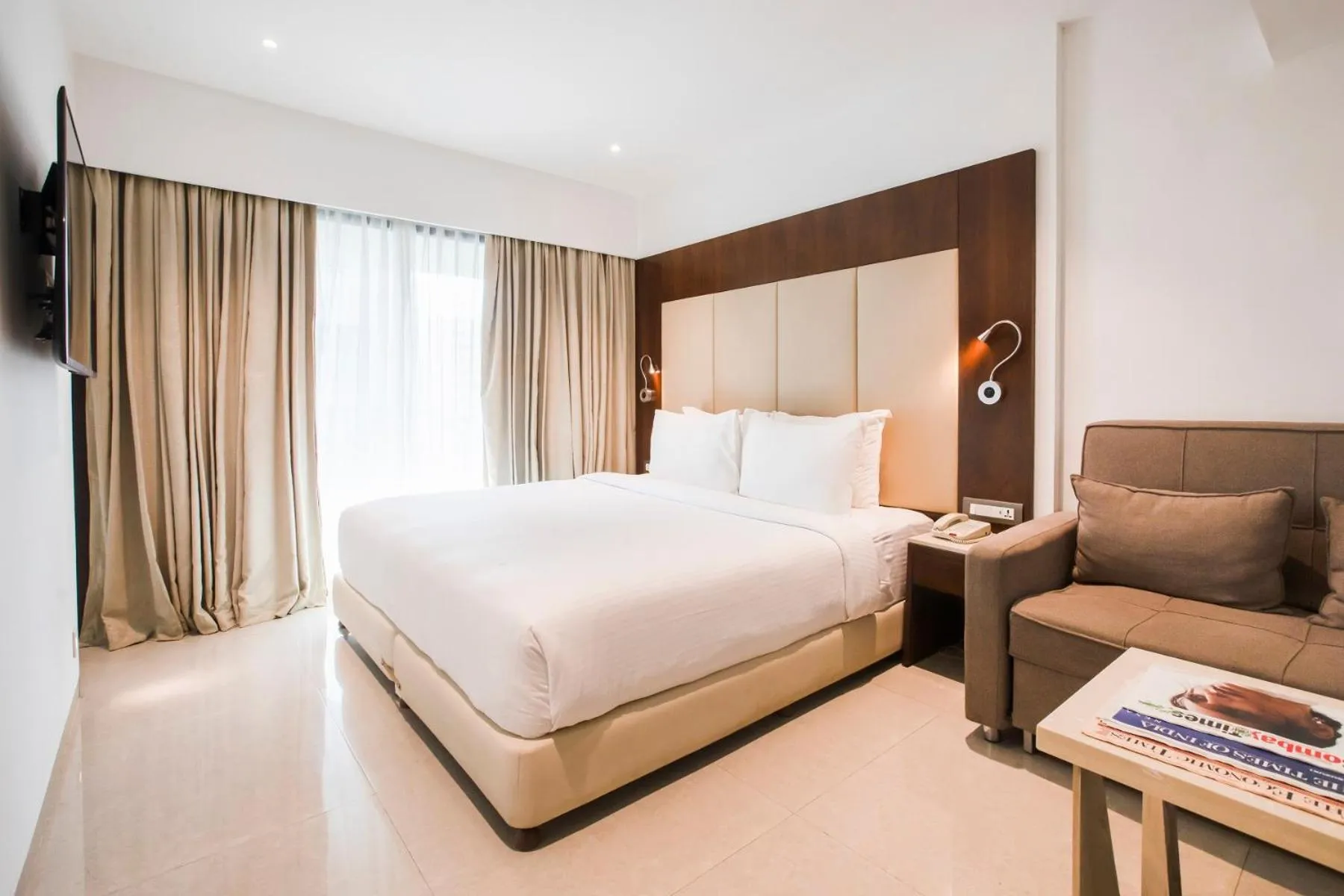 Club Room with Jacuzzi in Ramee Techome