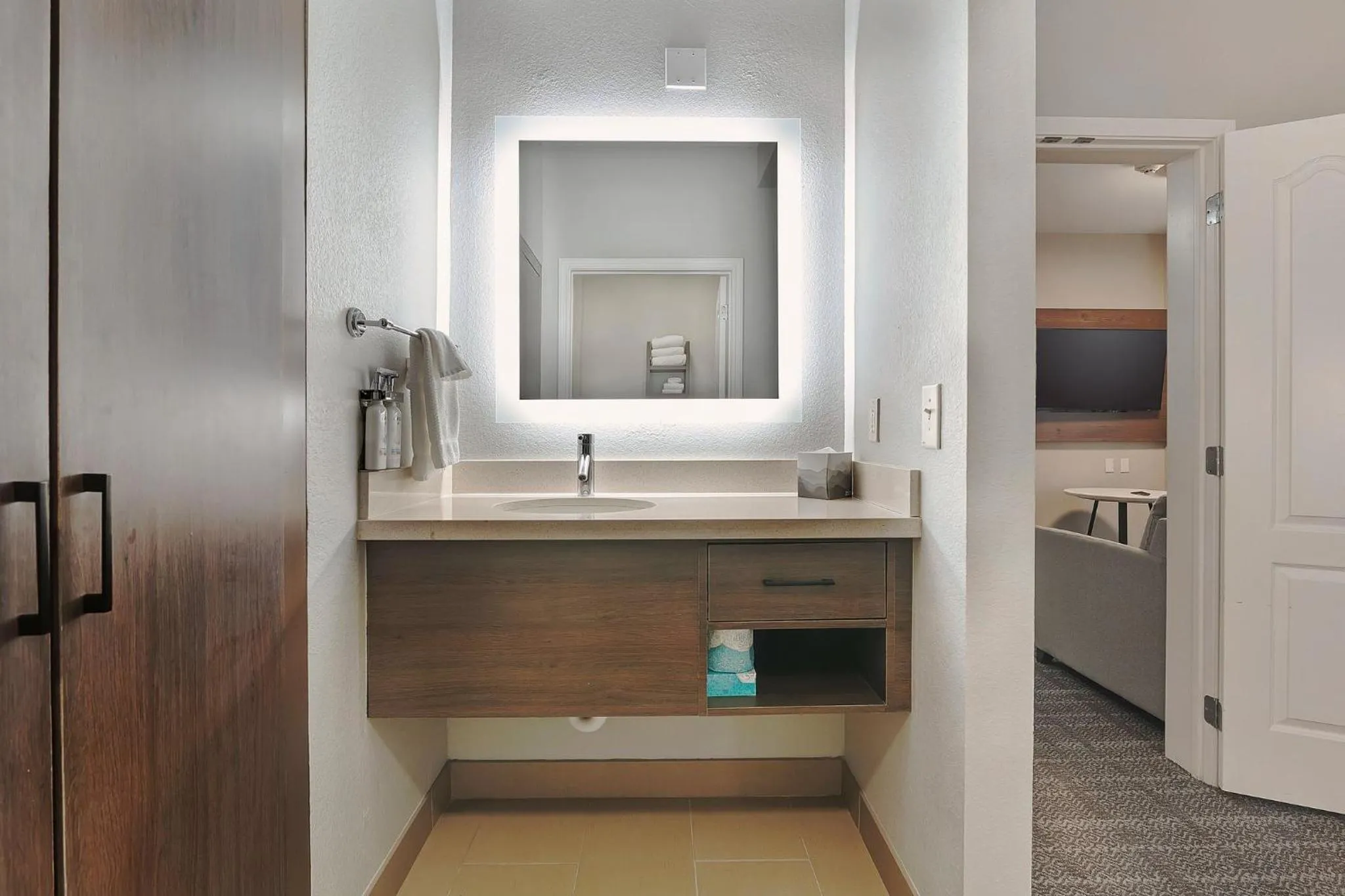 Queen Suite - Non-Smoking in Staybridge Suites Longview by IHG