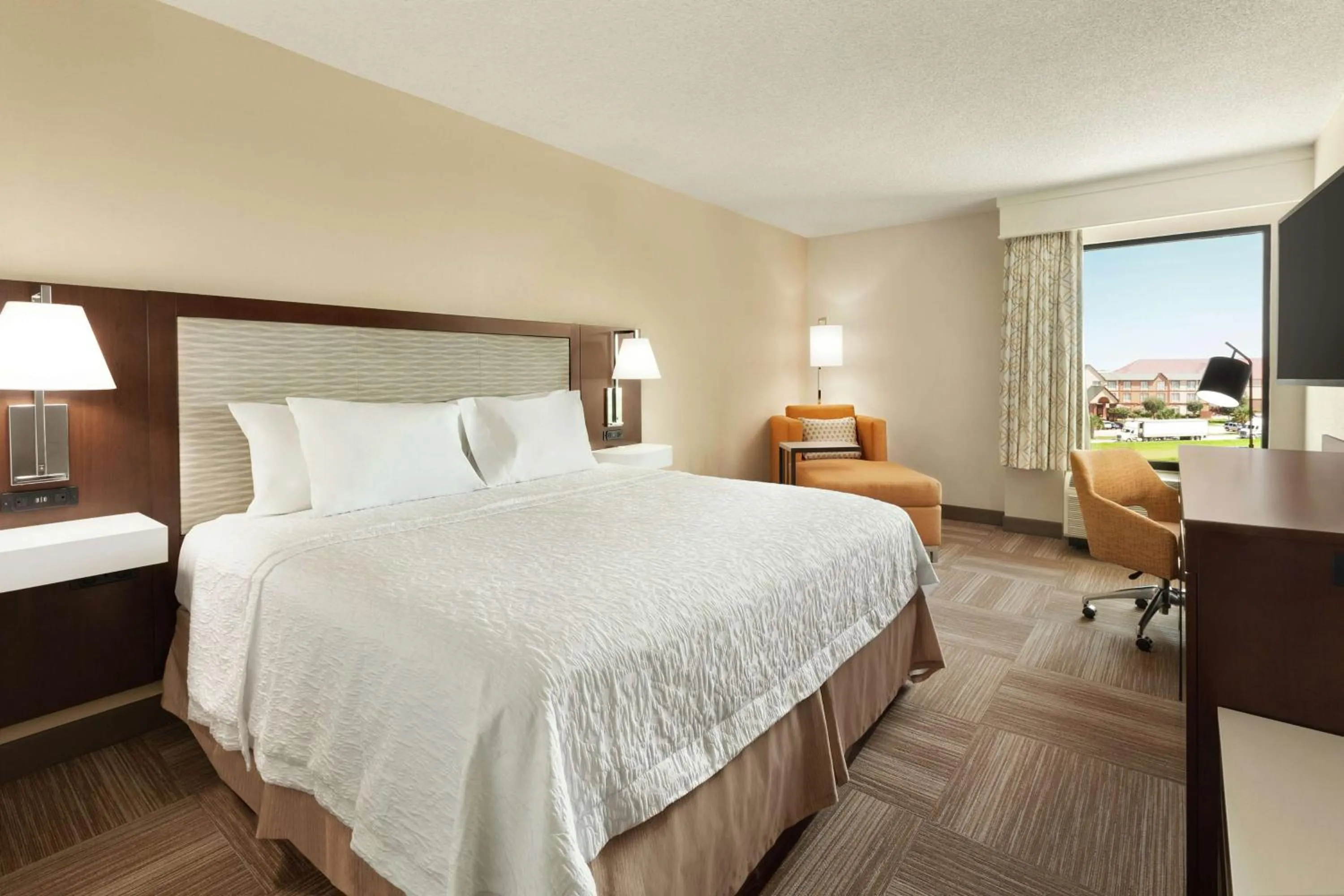 King Room in Hampton Inn Houston Hobby Airport