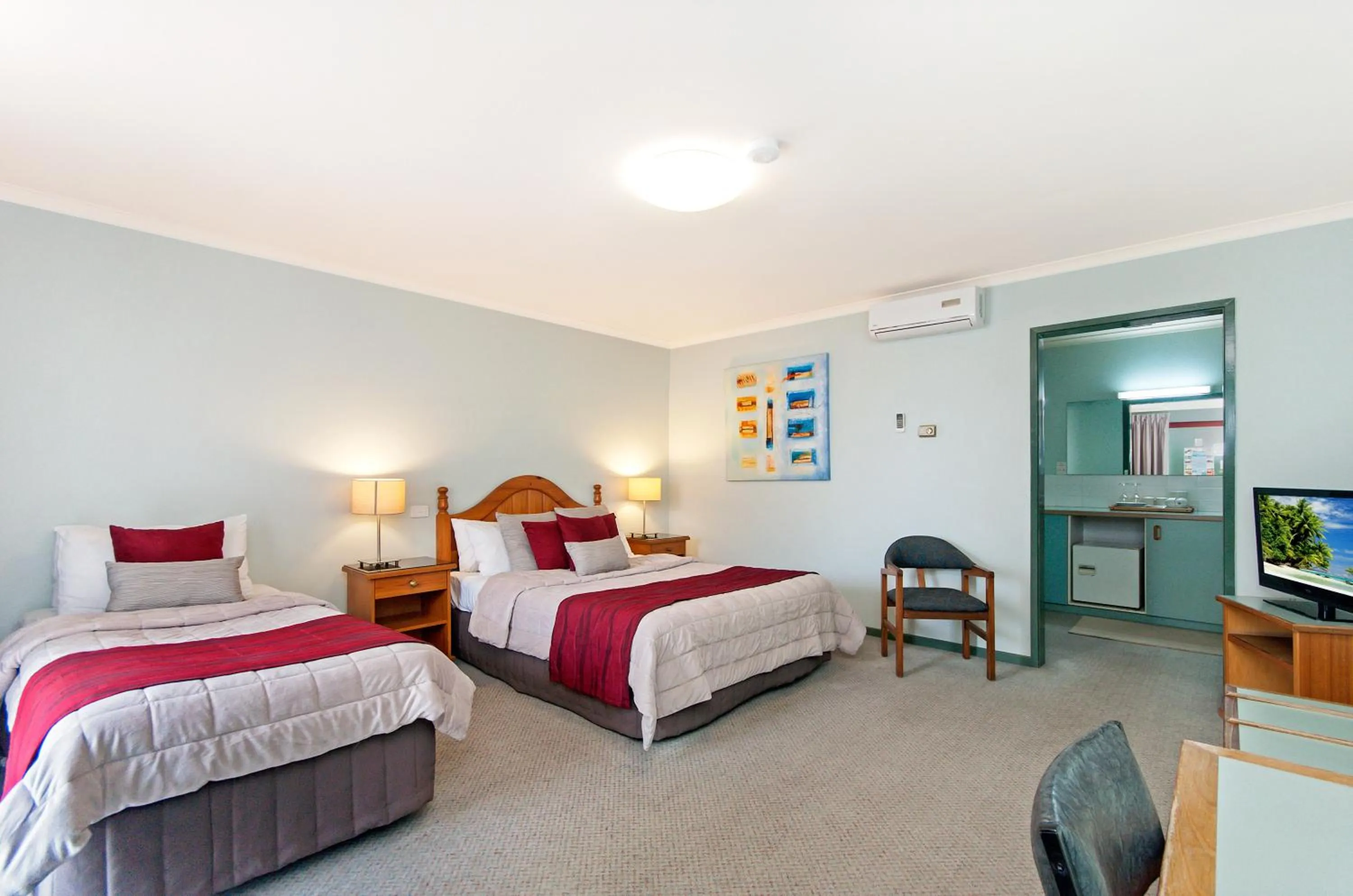 Twin Room in Melaleuca Motel