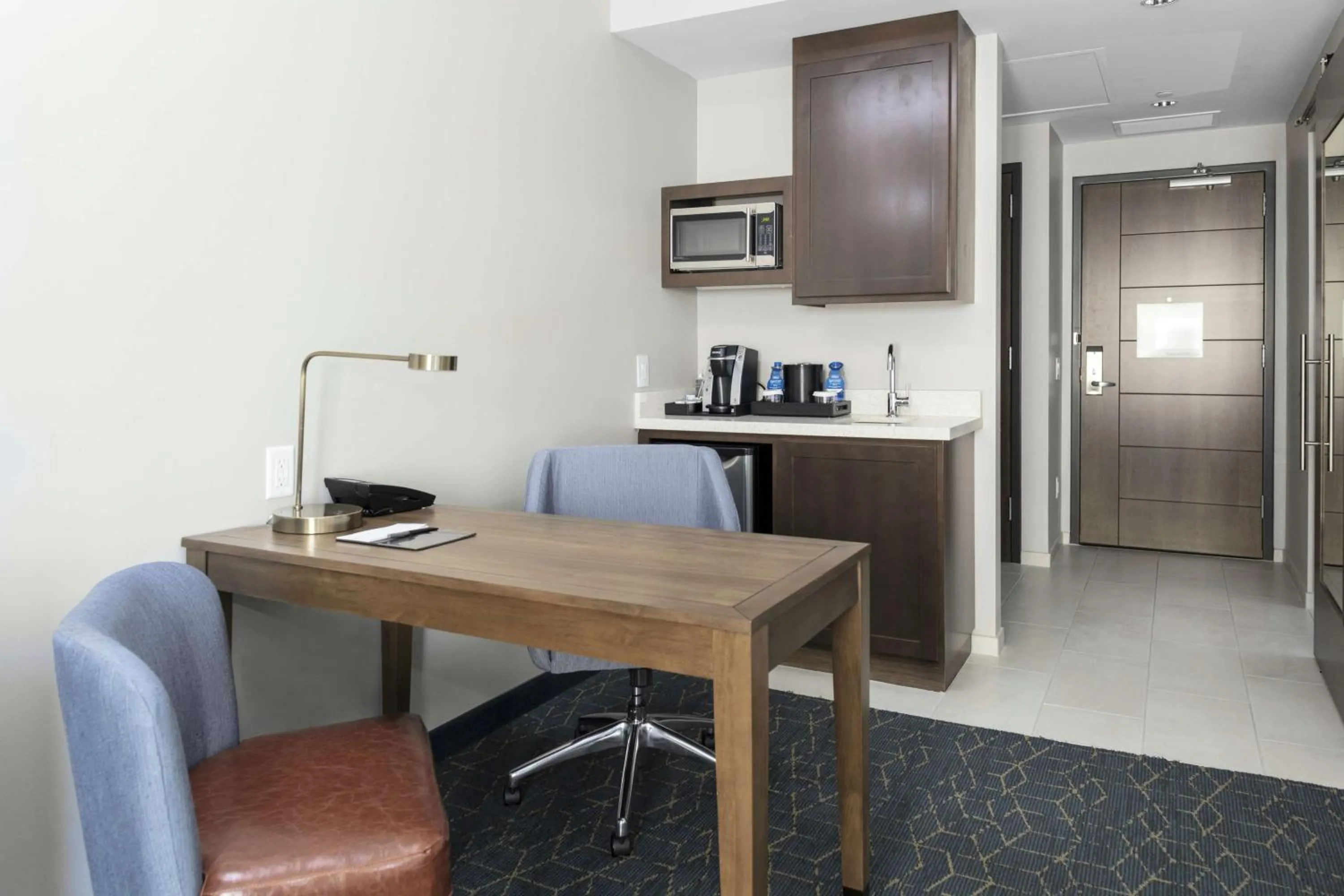 King Studio Suite - Mobility Accessible in Embassy Suites By Hilton Grand Rapids Downtown