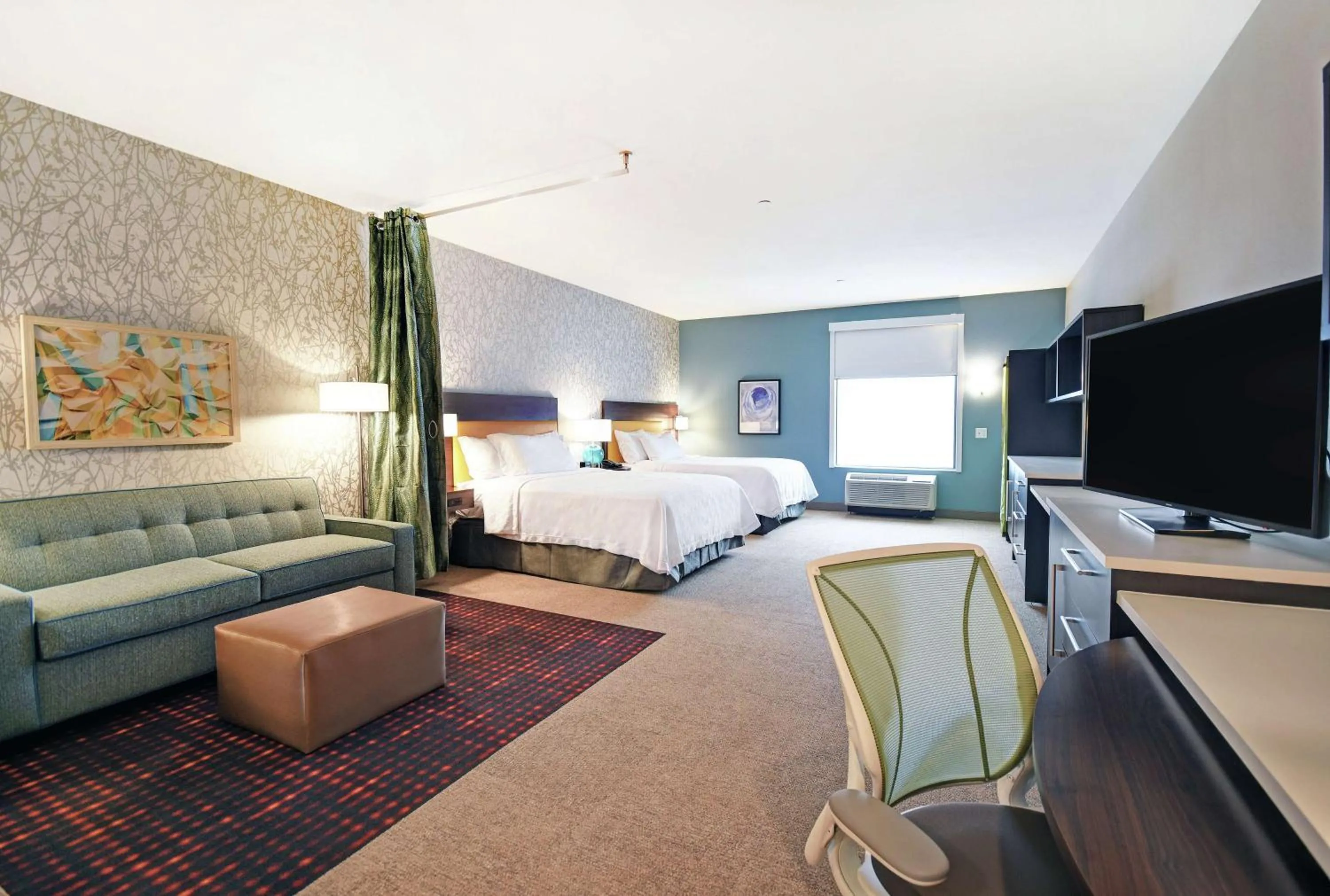 Queen Studio with Two Queen Beds - Mobility and Hearing Access/Non-Smoking in Home2 Suites By Hilton Beloit