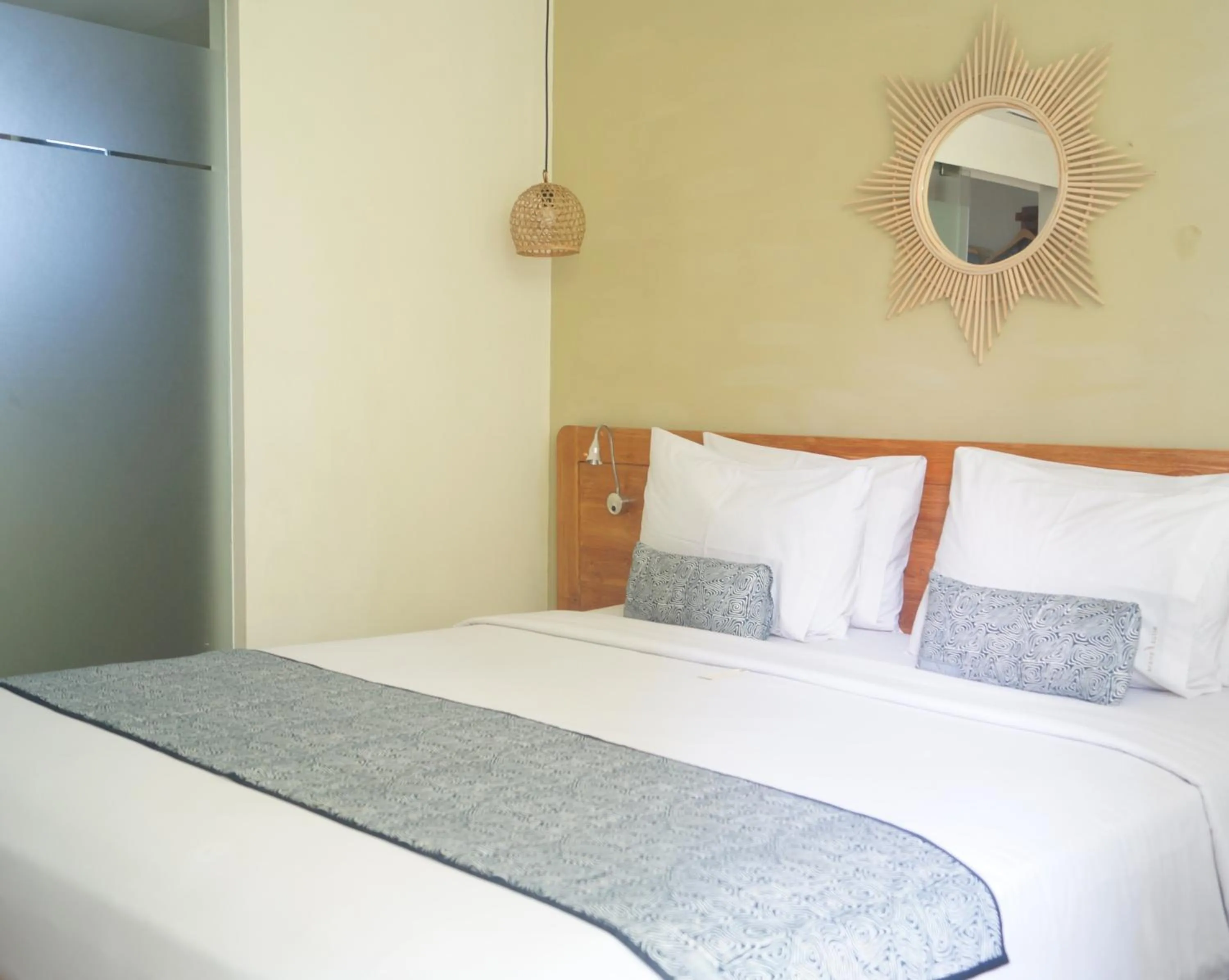 Deluxe Double or Twin Room in Arana Suite