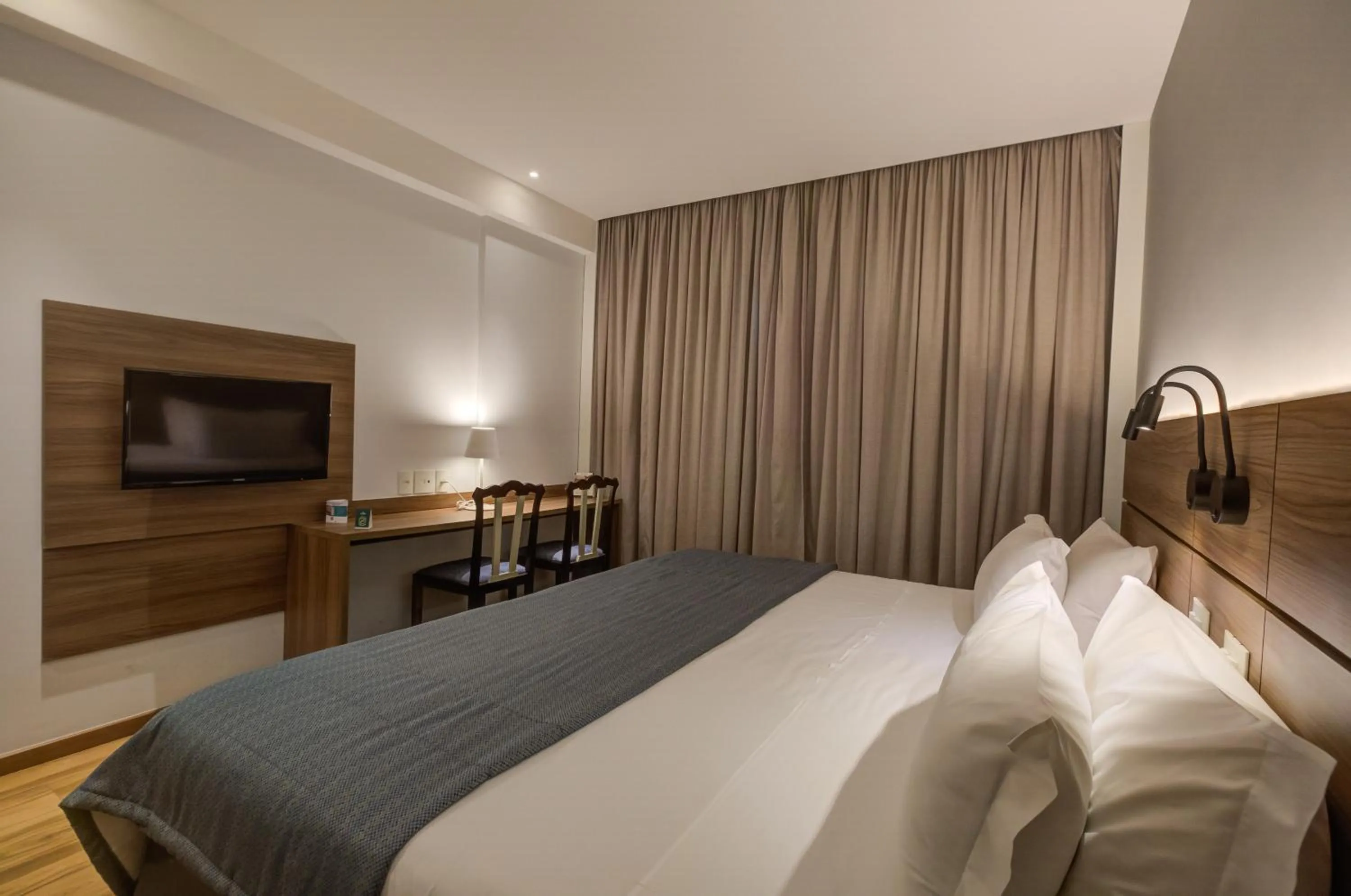 Superior Single Room in Bourbon Hotel Cambara