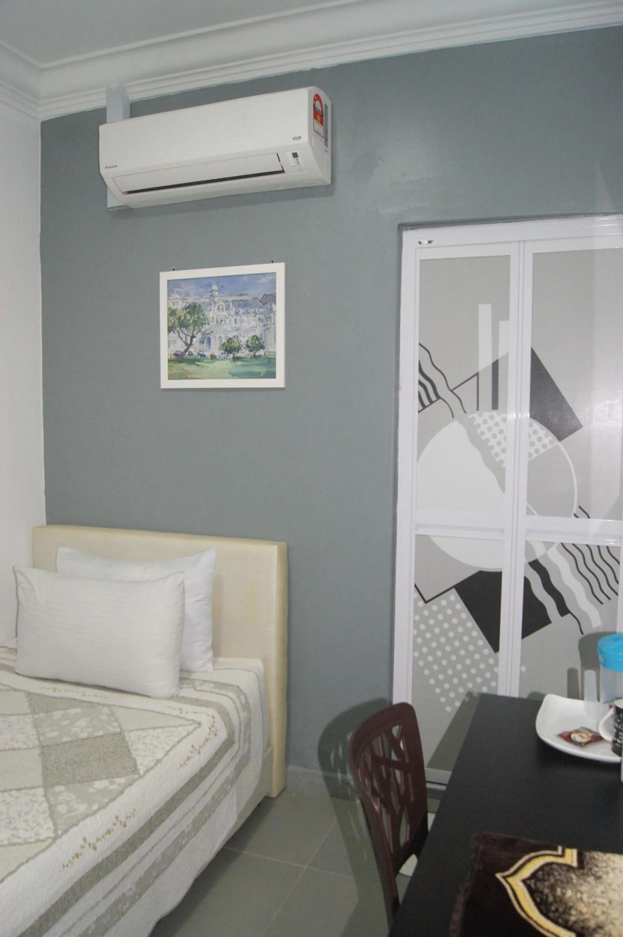 Single Room - single occupancy in HOTEL SHAFURA 2