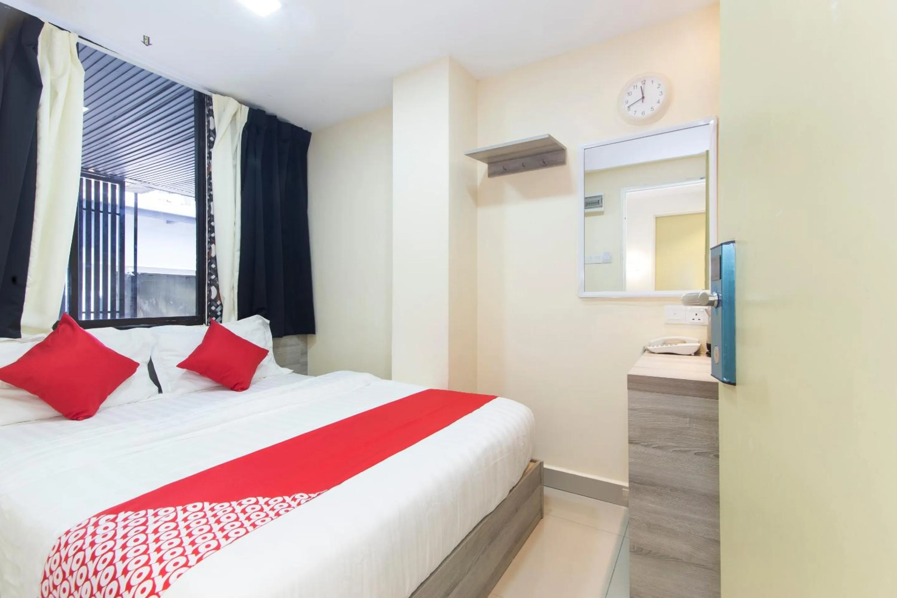 Deluxe Double Room in Hotel O Kl Centre Point