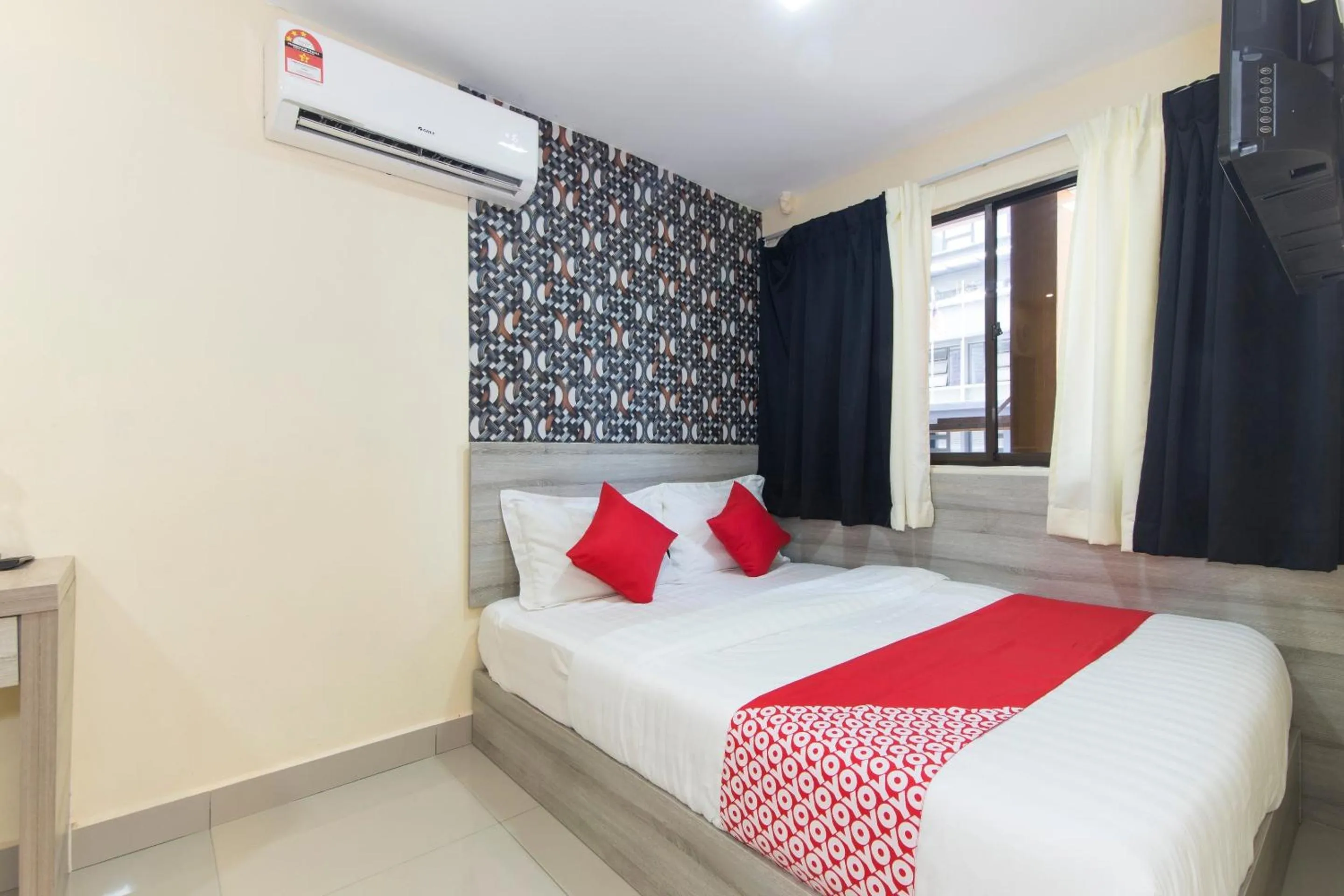 Deluxe Triple Room in Hotel O Kl Centre Point