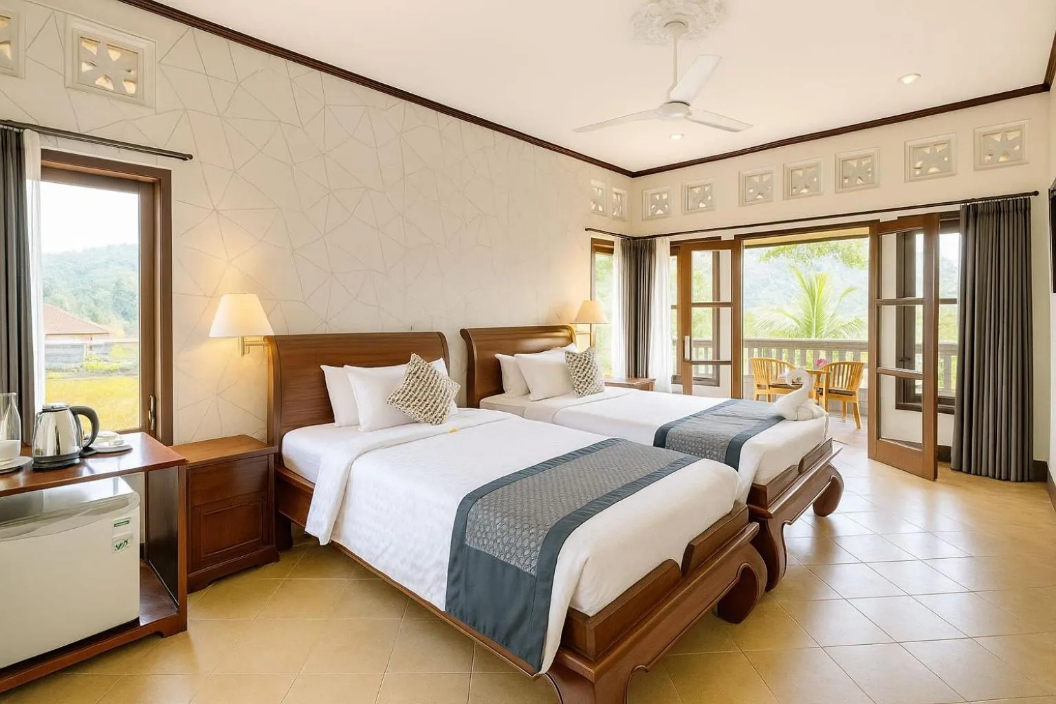 Twin Room with Mountain View in The Kanjeng Signature Sidemen