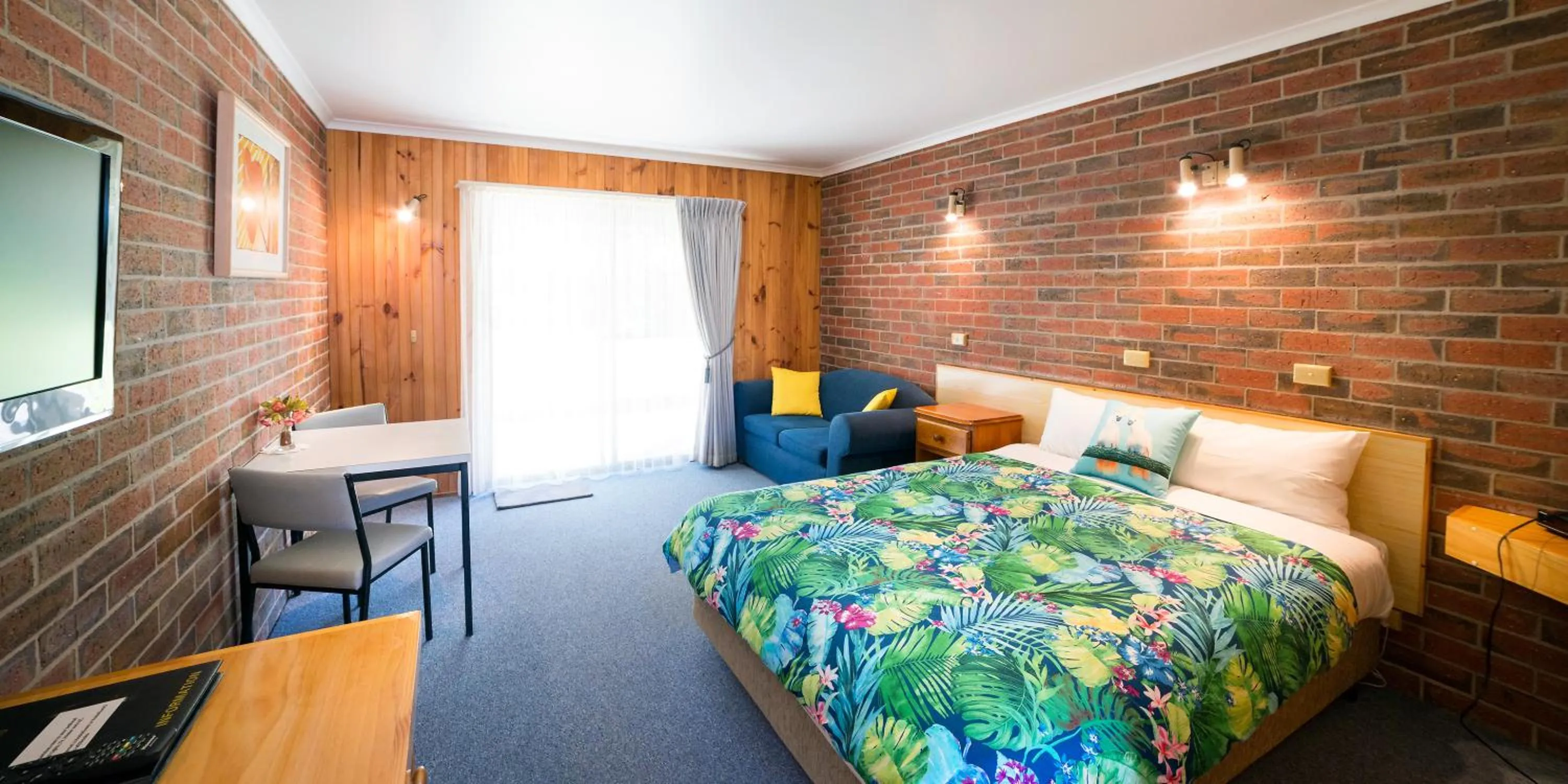 Double Room with Garden View in Kookaburra Motor Lodge