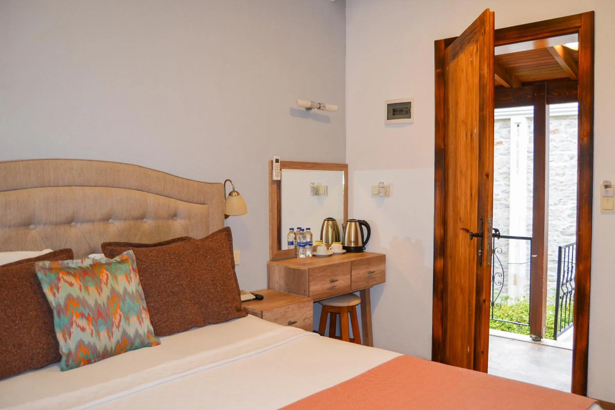 Standard Double Room in Akkan Hotel