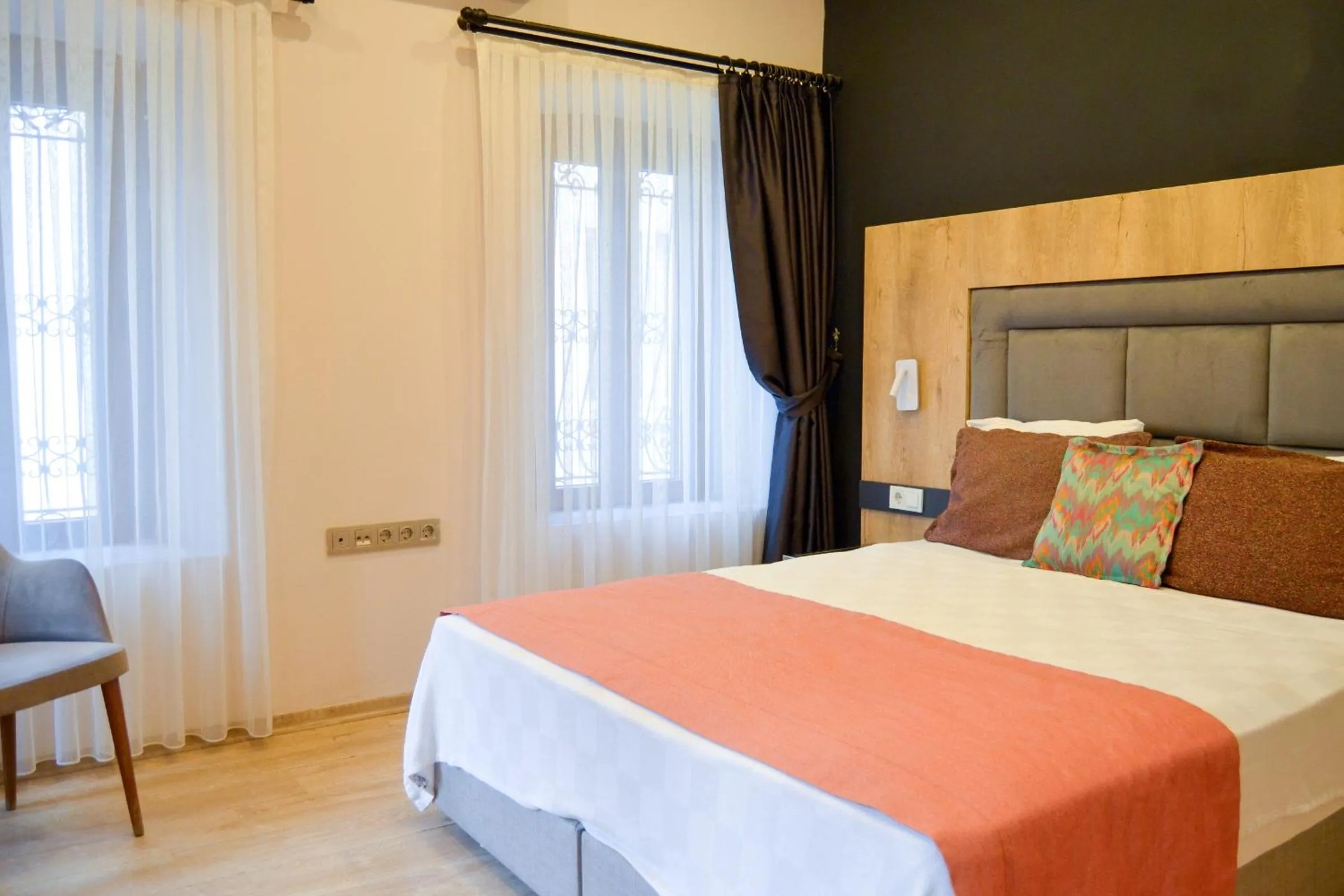 Deluxe Family Room in Akkan Hotel