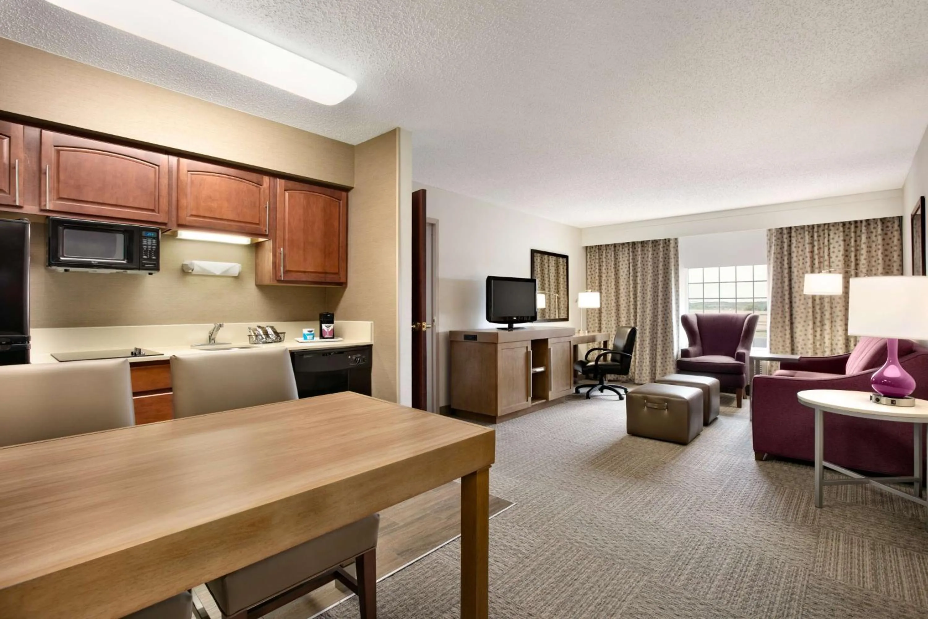 One-Bedroom King Suite with Kitchen - Non-Smoking  in Hampton Inn & Suites Hershey