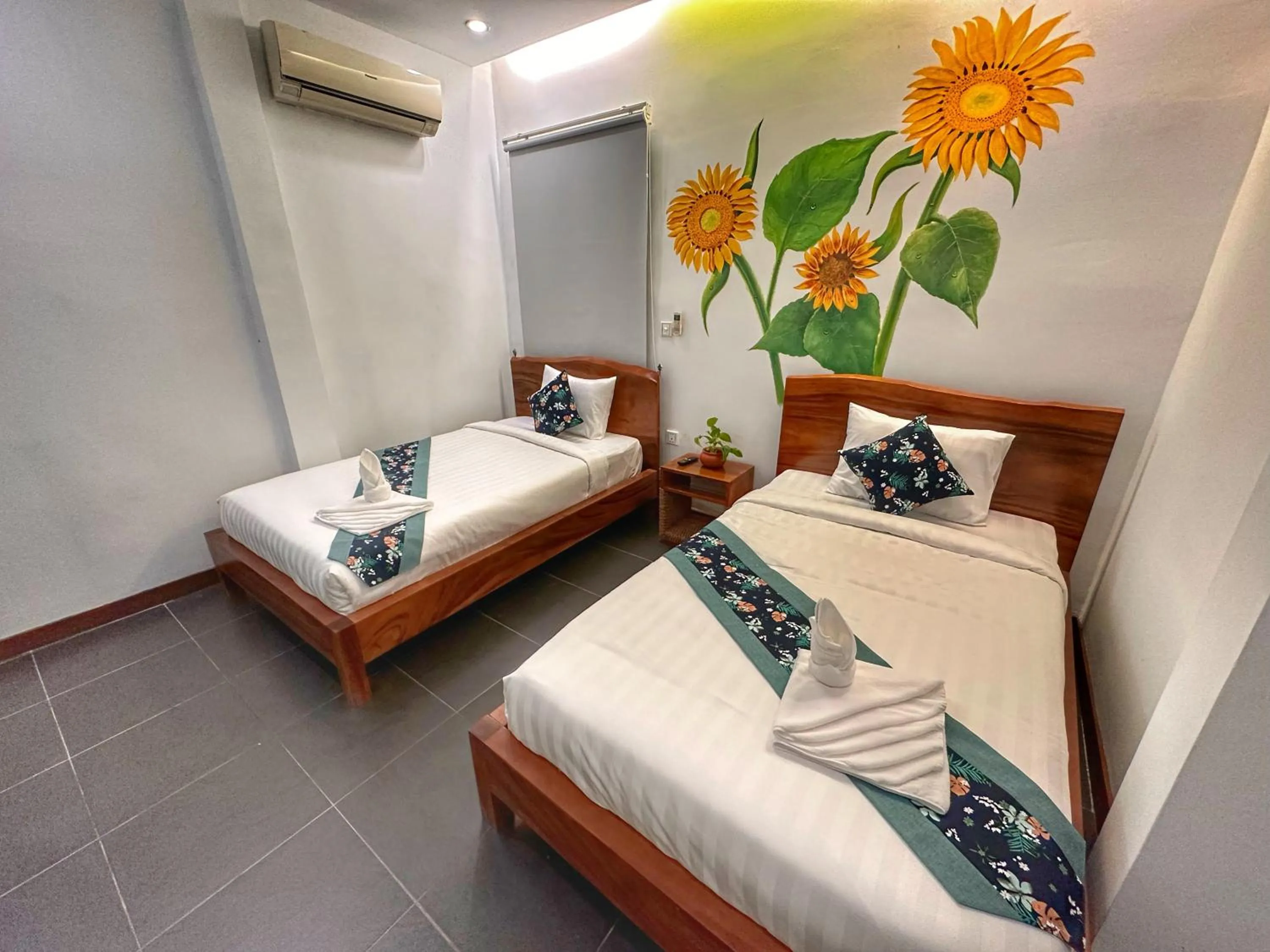 Deluxe Single Room - single occupancy in Monsoon Riverside Hotel