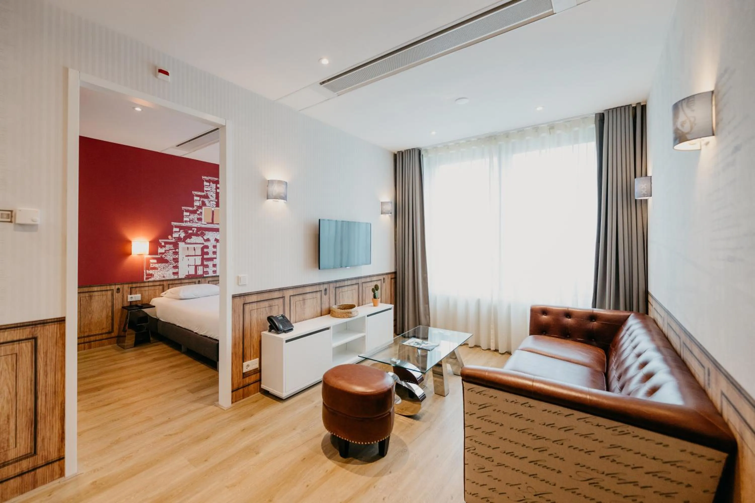 One-Bedroom Executive Apartment in Amsterdam ID Aparthotel