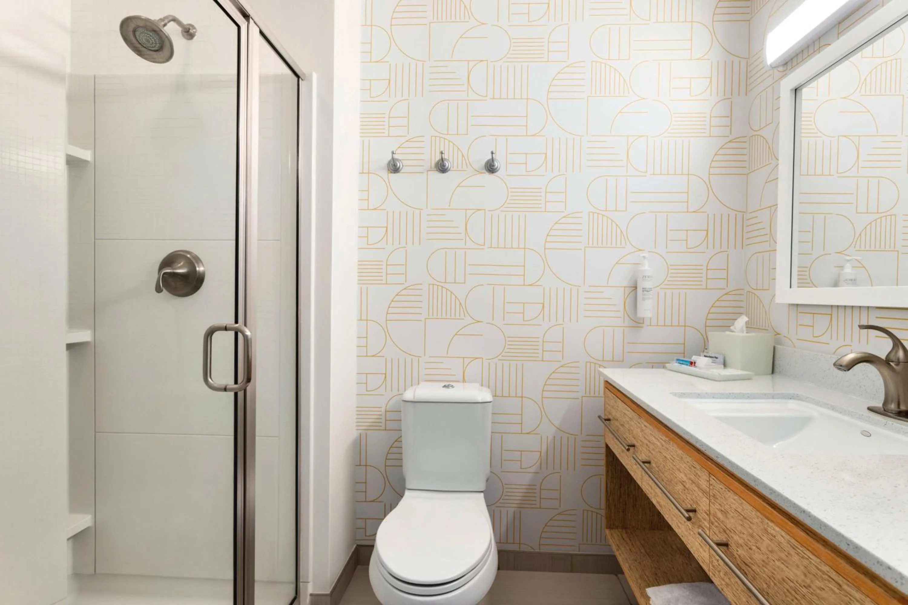 Queen Studio Suite - Hearing Access/Non-Smoking in Home2 Suites by Hilton - Oxford