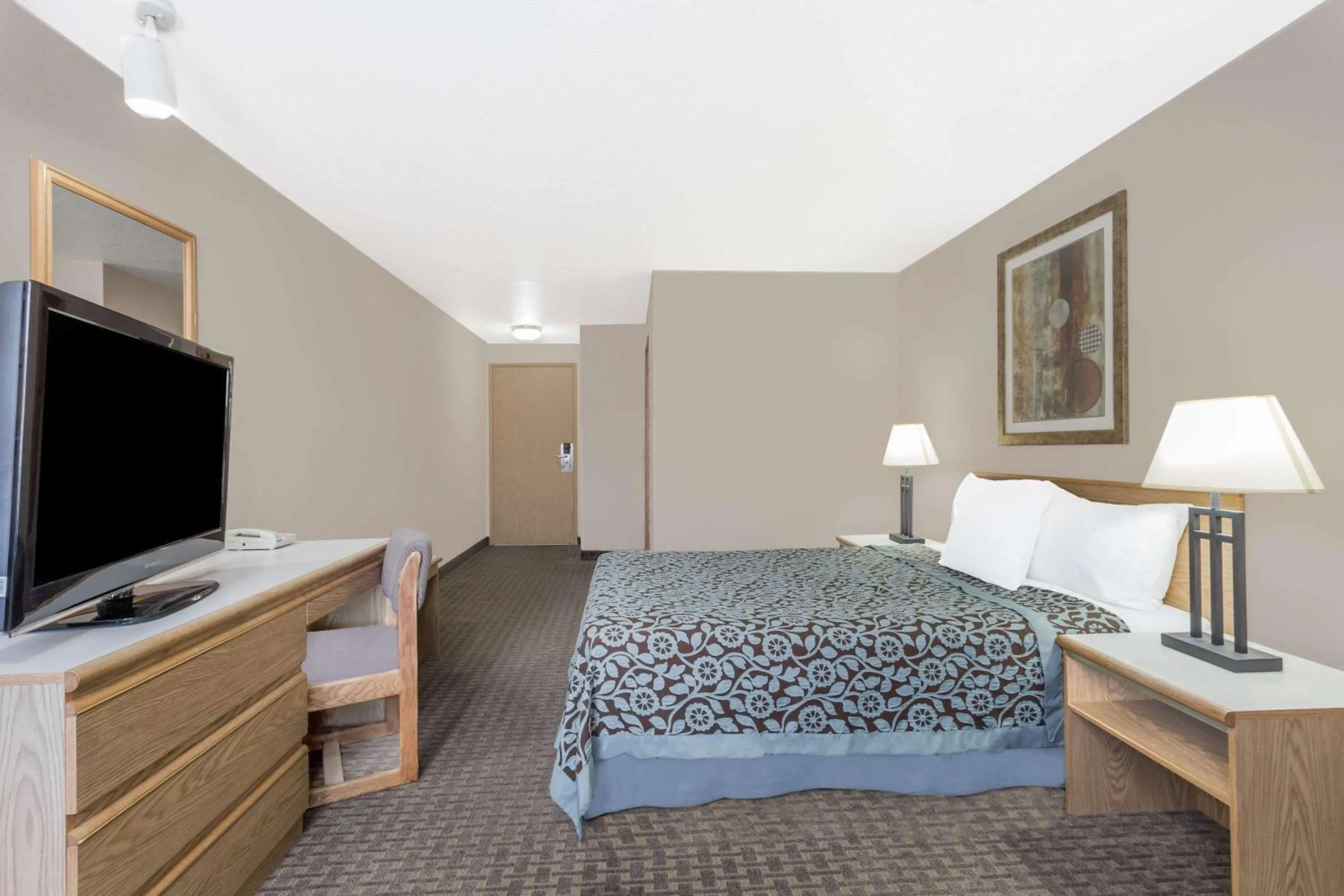 Queen Room - Non-Smoking in Days Inn & Suites by Wyndham Kanab