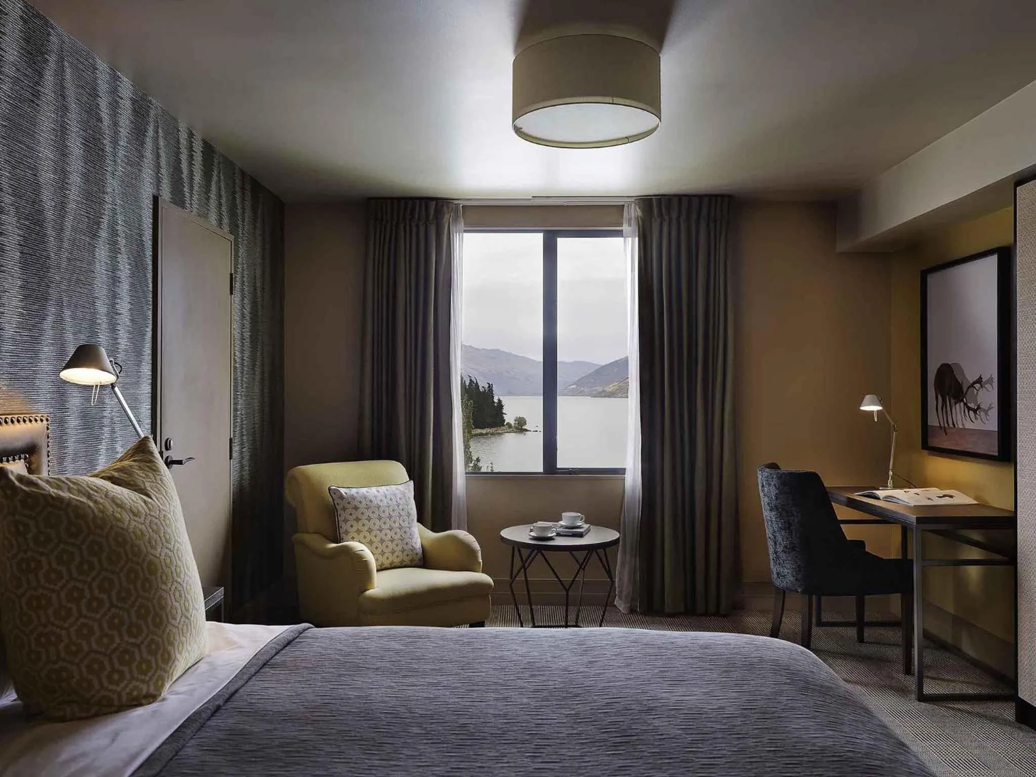 St Moritz King Room with Lake View in Hotel St Moritz, Queenstown - MGallery Collection