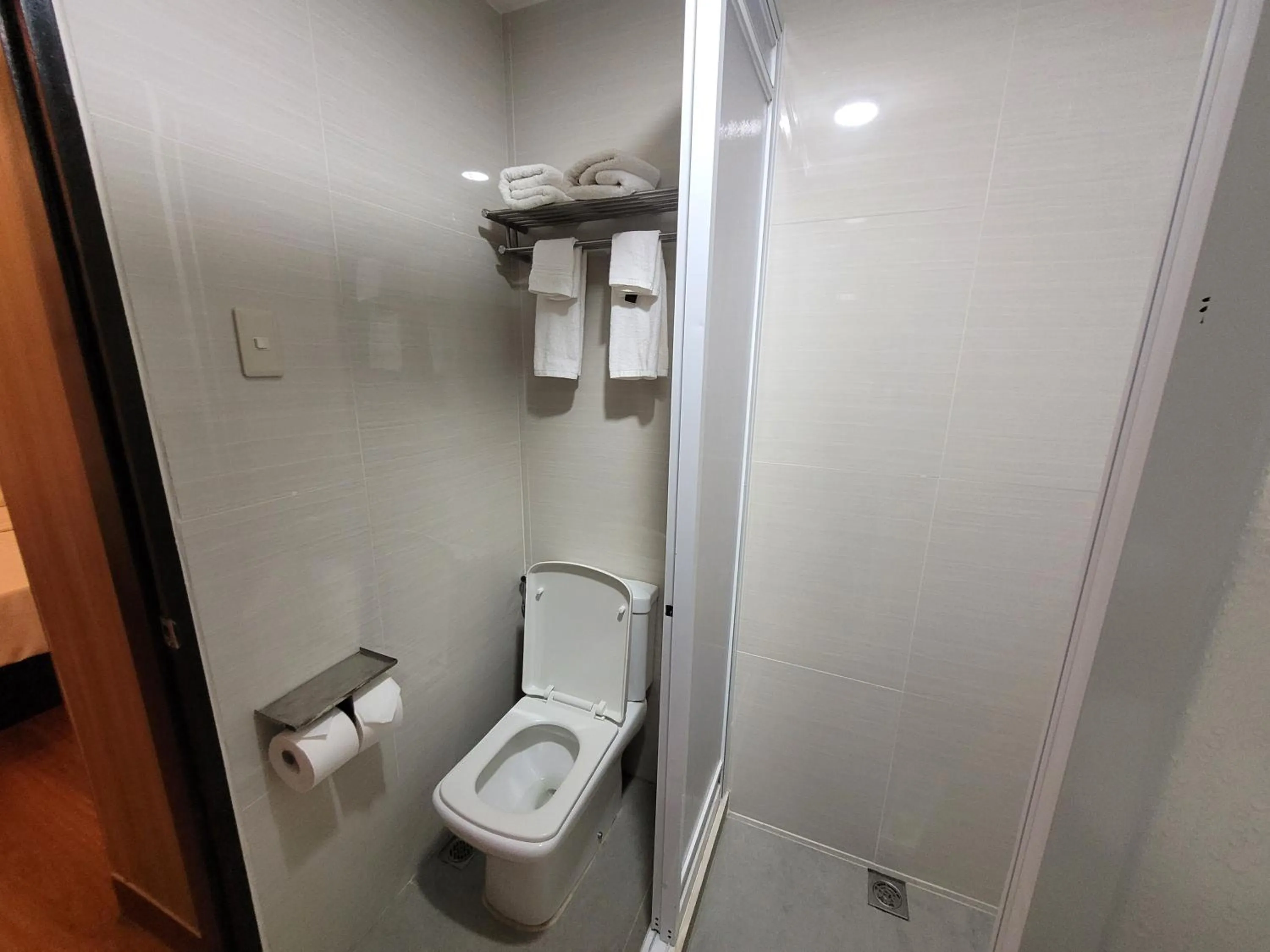 Standard Room in Fernvale Leisure Club and Resort