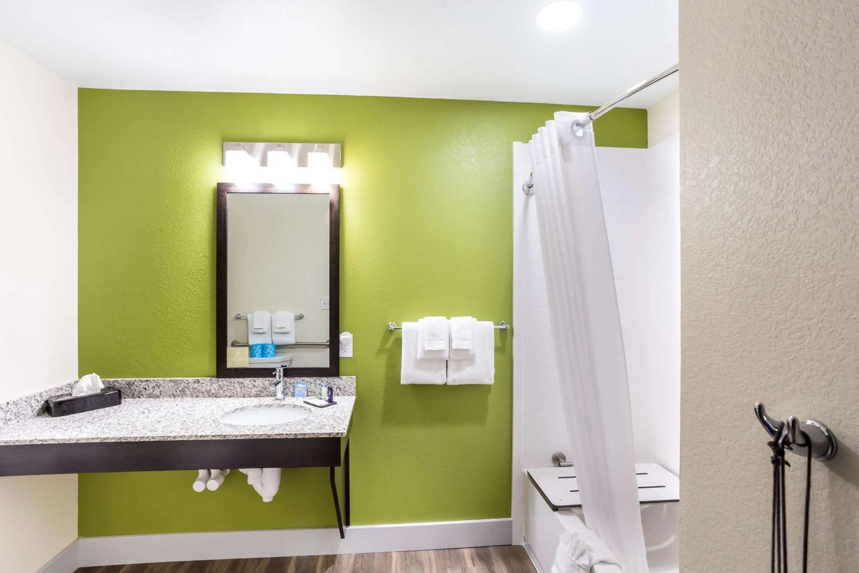 King Room with Accessible Tub - Accessible/Non-Smoking in Sleep Inn Logan Ohio-Hocking Hills