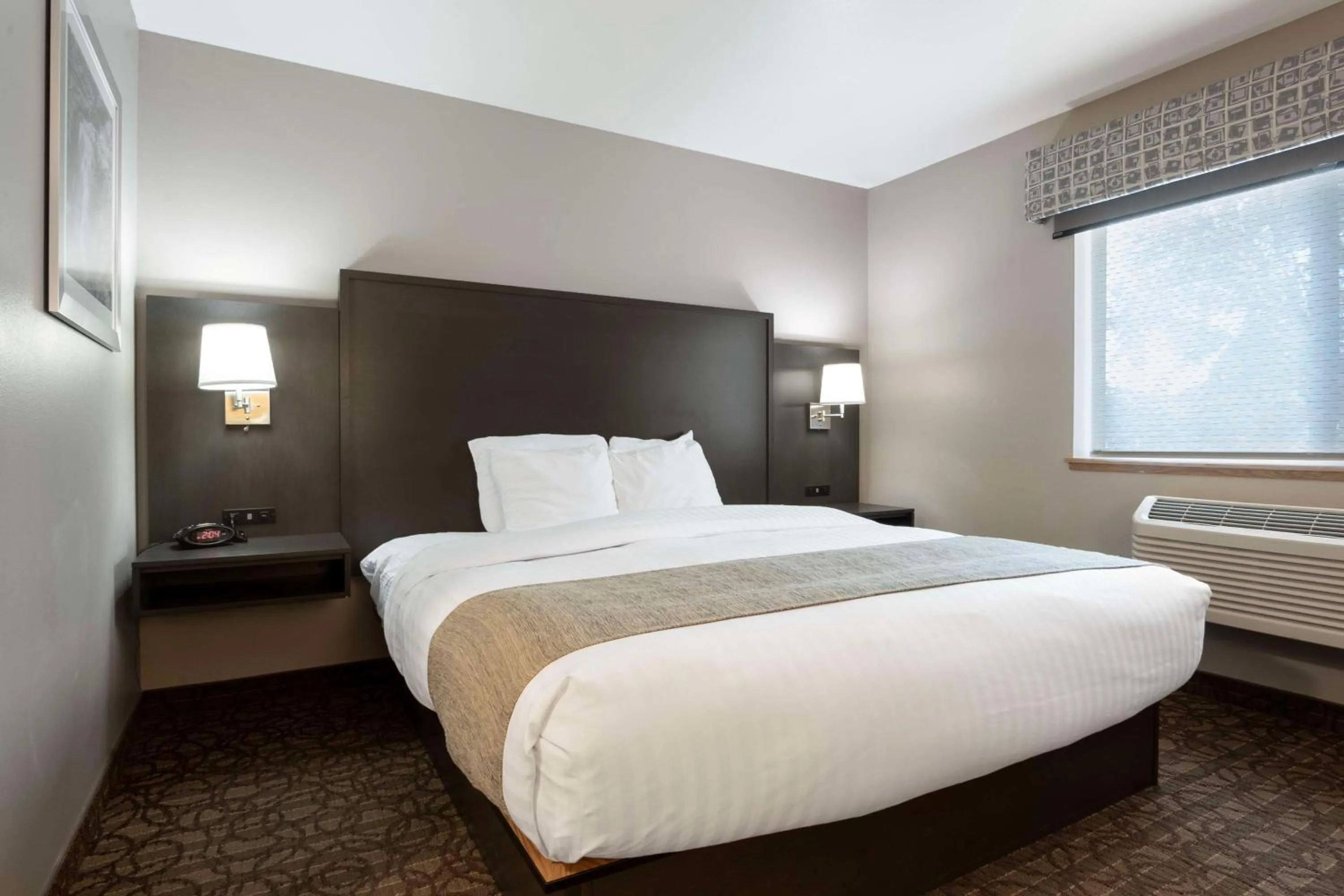 King Suite in Best Western Sawtooth Inn and Suites